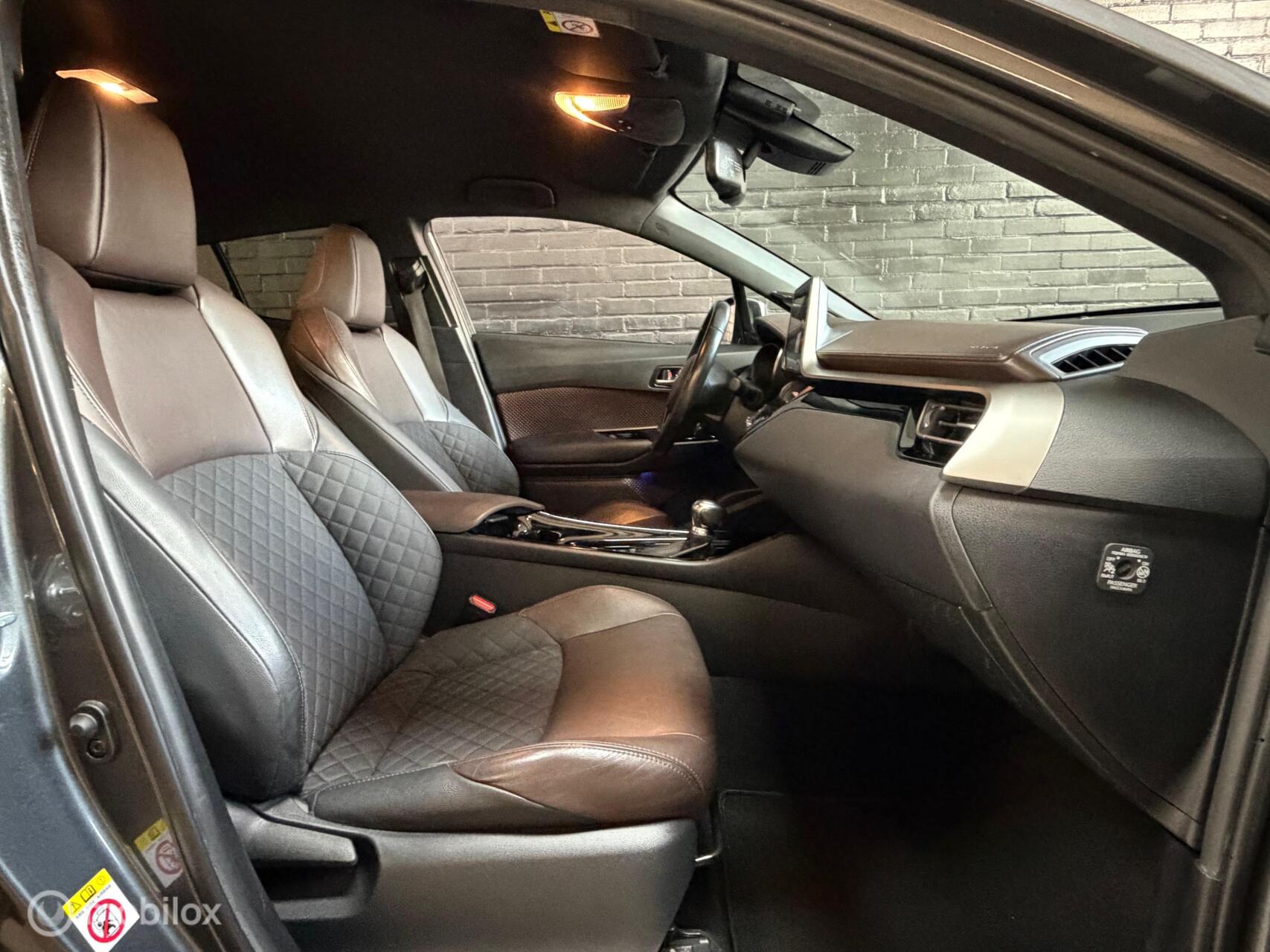 Foto van Toyota Toyota C-hr