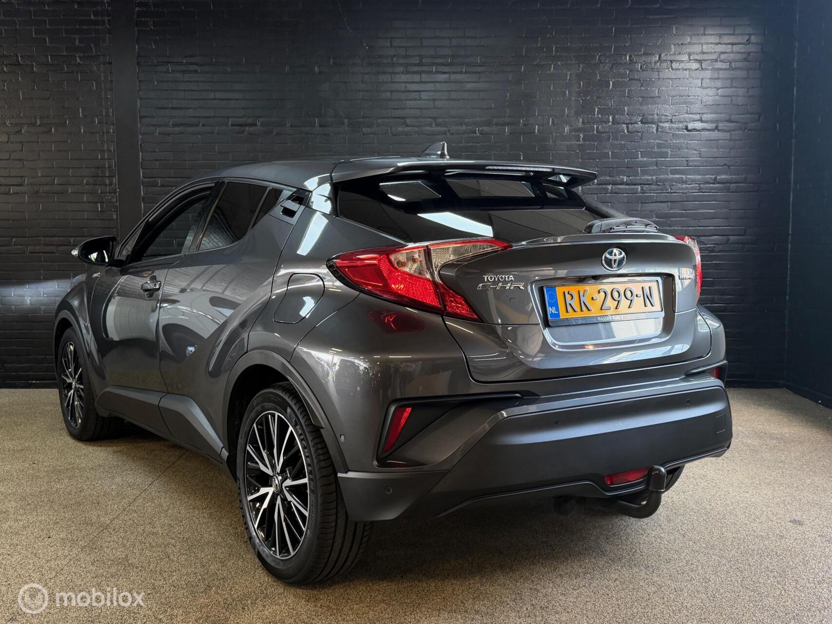 Foto van Toyota Toyota C-hr
