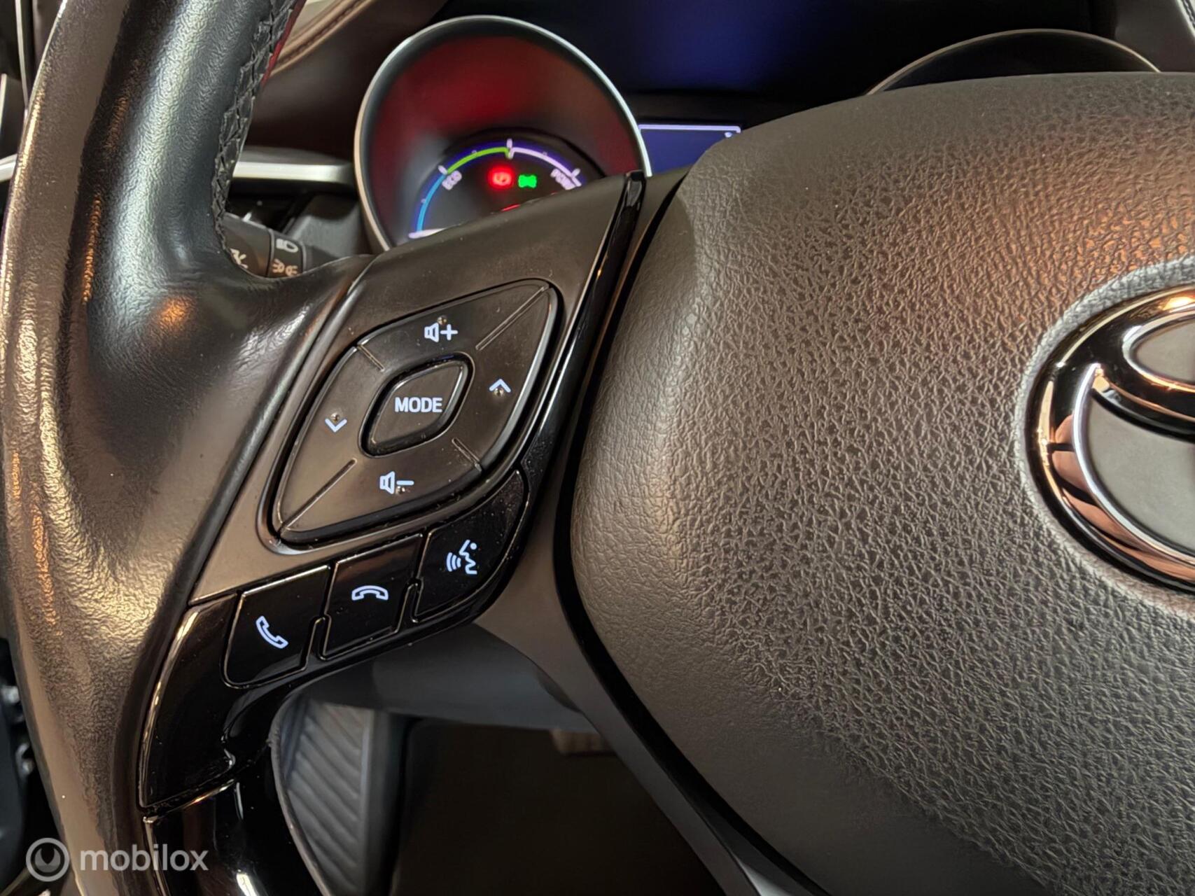 Foto van Toyota Toyota C-hr