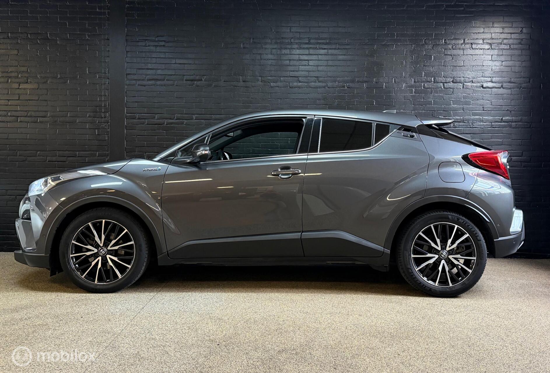 Foto van Toyota Toyota C-hr