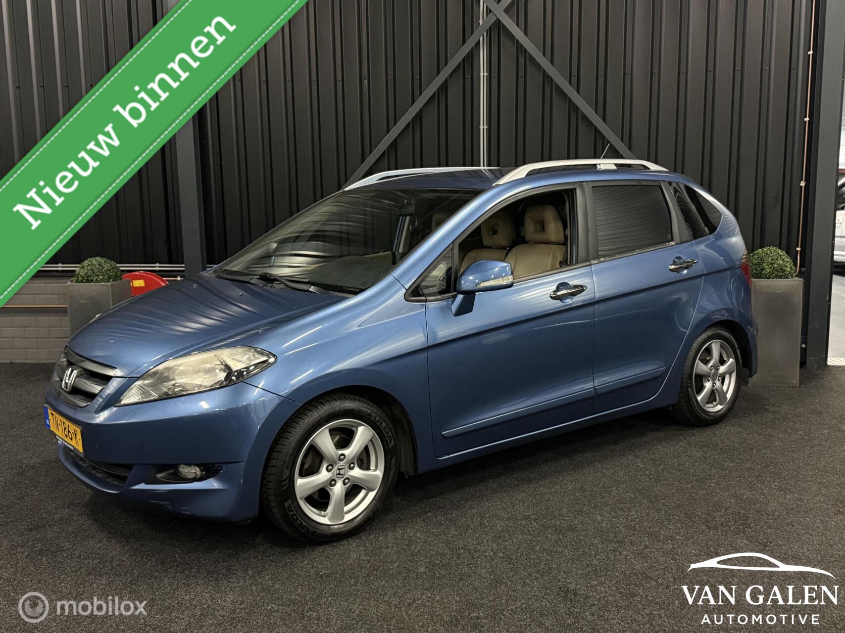 Foto van HONDA FR-V