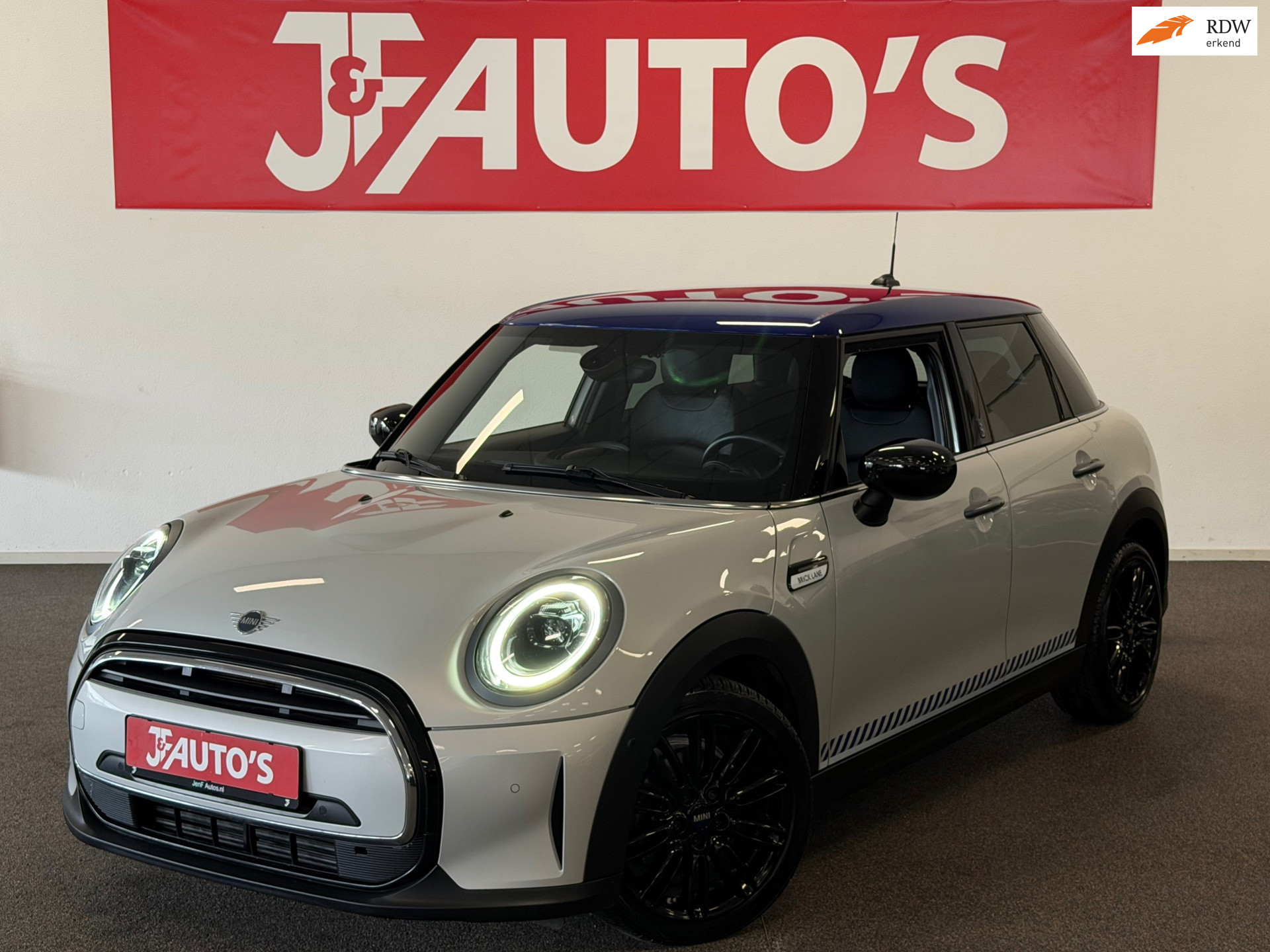Mini Cooper 1.5 BRICKLANE|NAVIGATIE|CAMERA|CRUISE|ELEC PAKKET|LEDER 2022 - voorkant