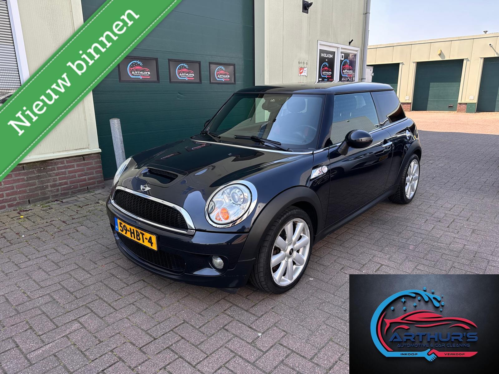 Foto van MINI MINI COOPER S