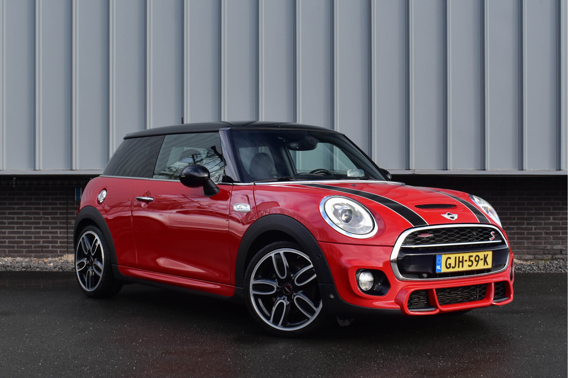 Foto van MINI COOPER S