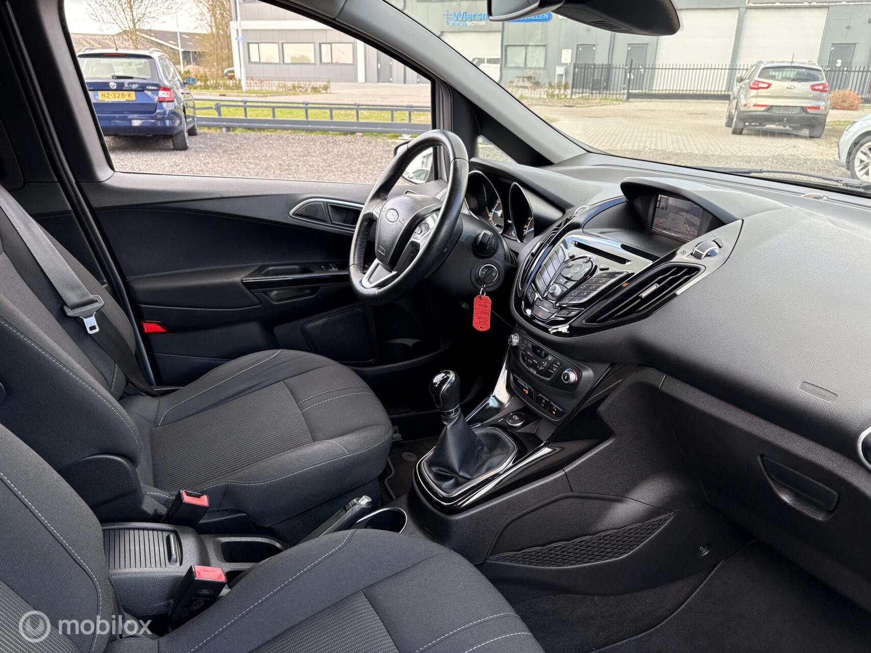 Foto van Ford B-max