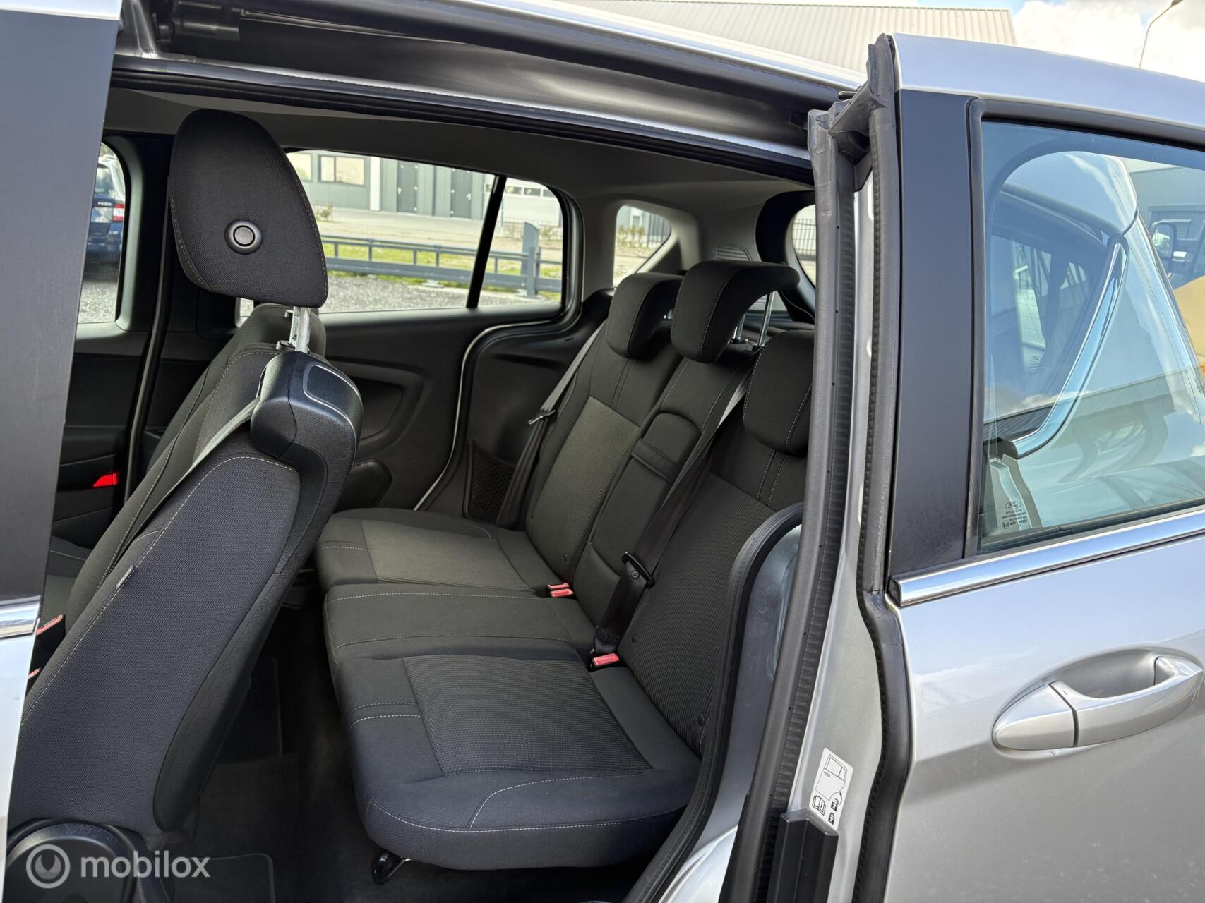 Foto van Ford B-max