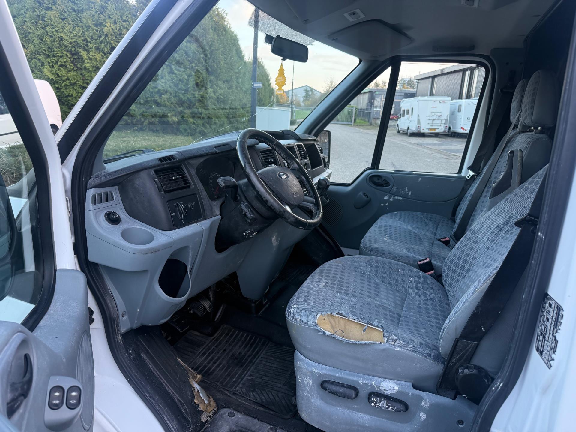 Foto van Ford Transit 260s Van 85dpf LR 4.23