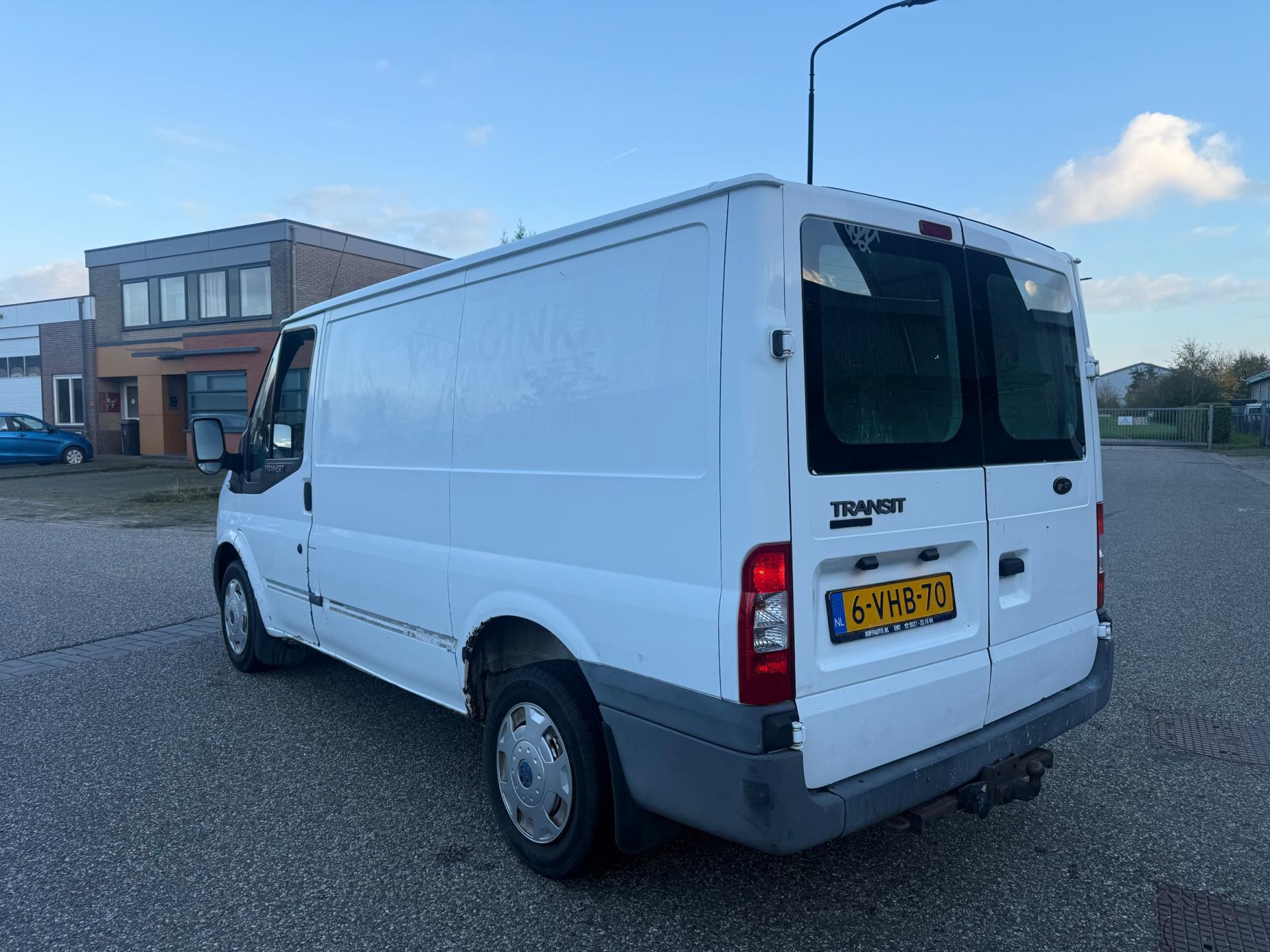 Foto van Ford Transit 260s Van 85dpf LR 4.23