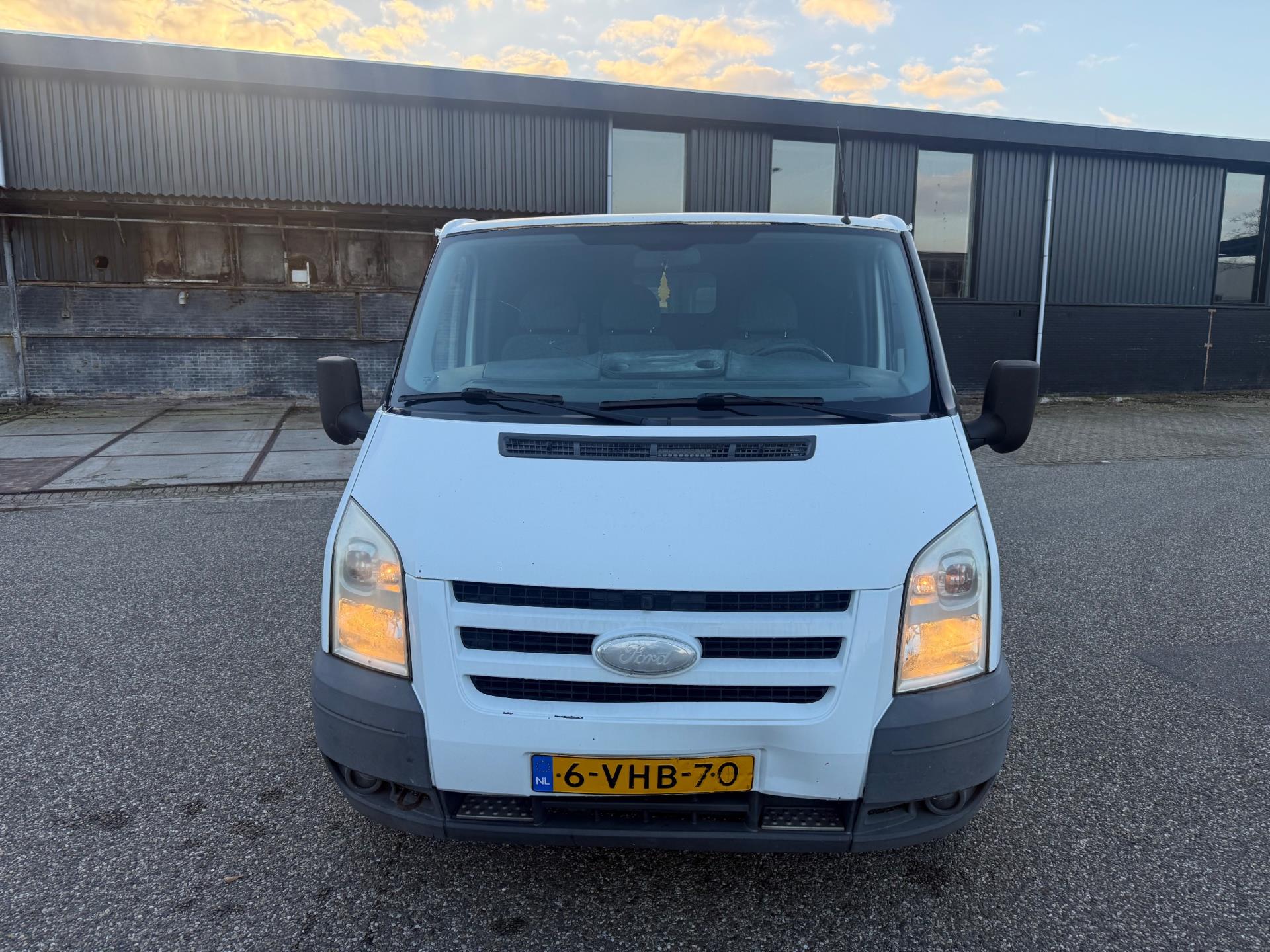 Foto van Ford Transit 260s Van 85dpf LR 4.23