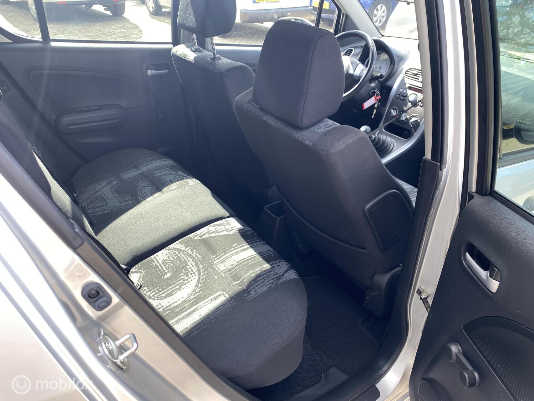 Foto van Opel Agila