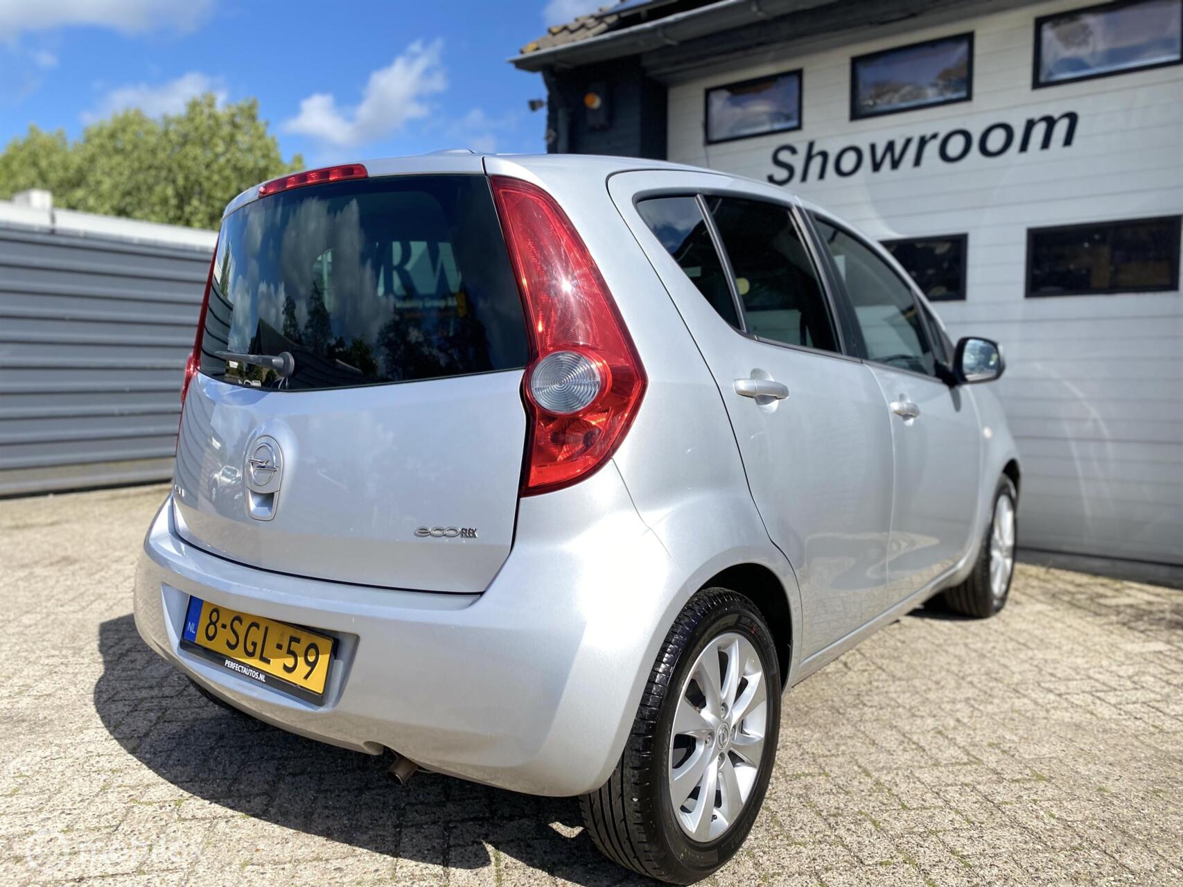 Foto van Opel Agila