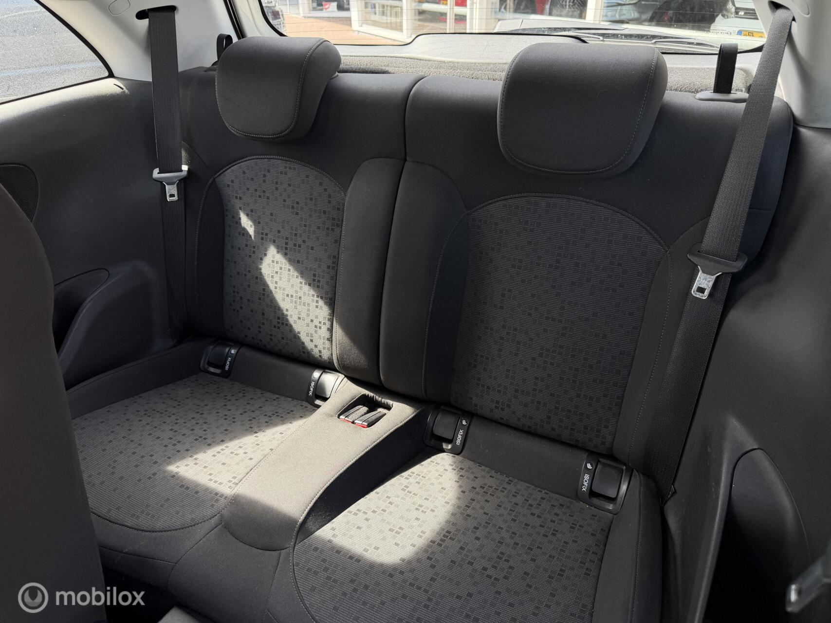 Foto van Opel Adam