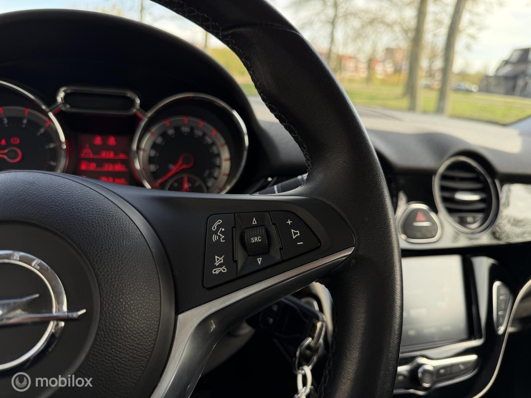 Foto van Opel Adam