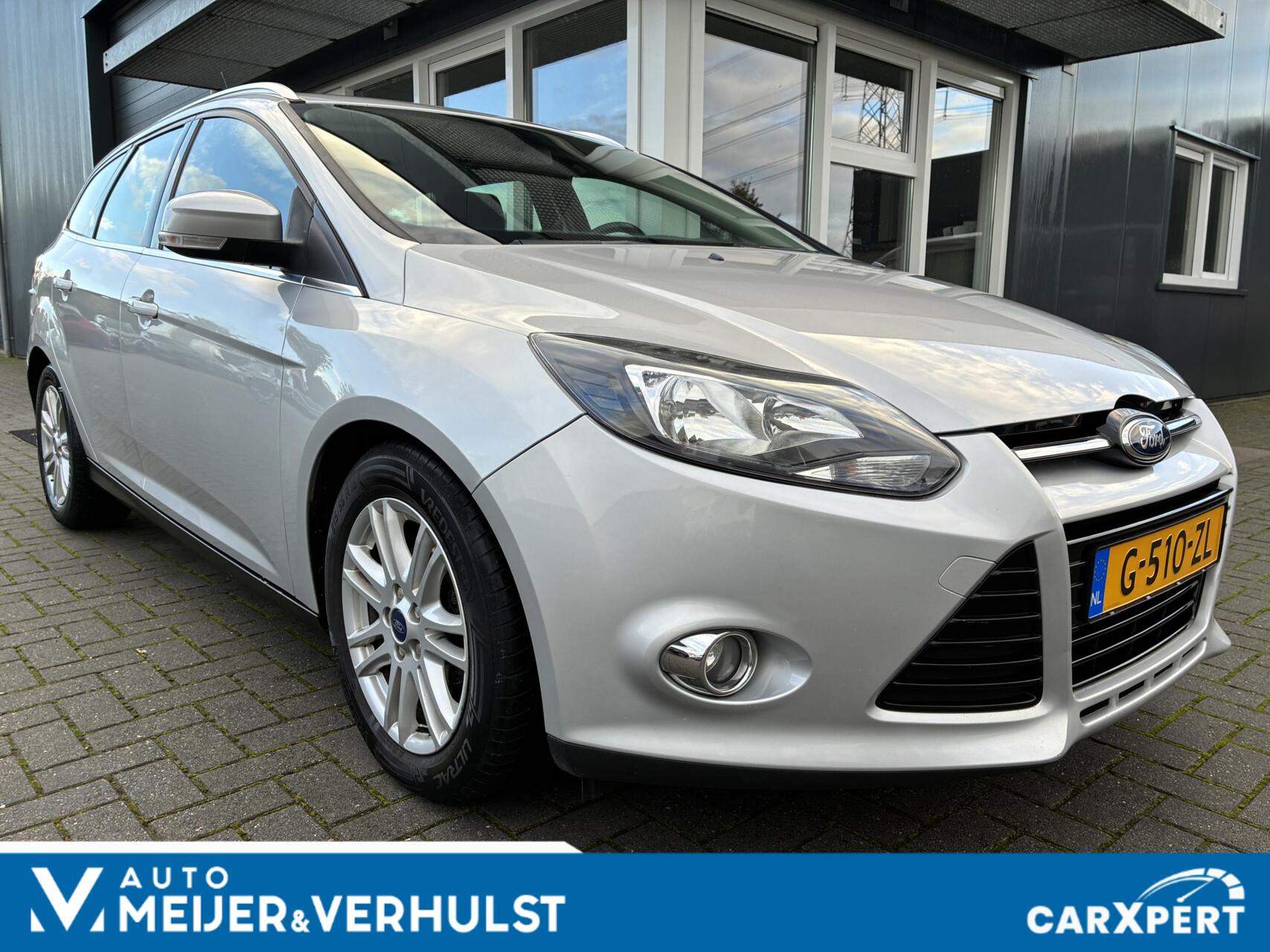 Ford Focus 1.0 EcoBoost 125 PK Titanium | CLIMA | WINTER PAKKET 2012 - voorkant