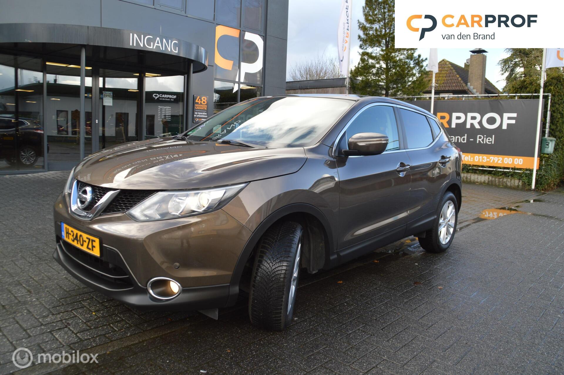 Nissan Nissan Qashqai 1.2 Connect Edition trekhaak pano cruise 2014 - voorkant