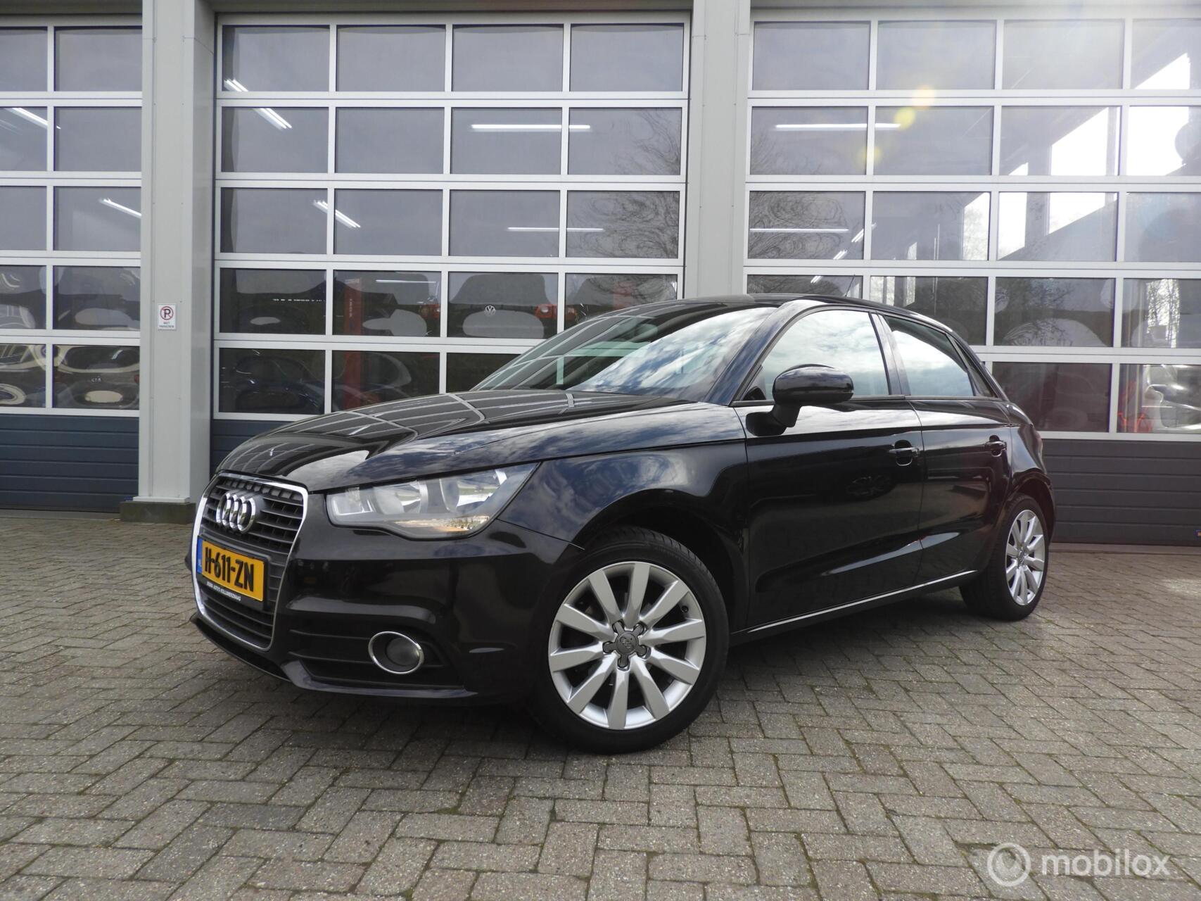 Audi A1 Sportback 1.2 TFSI Attraction 2014 - voorkant
