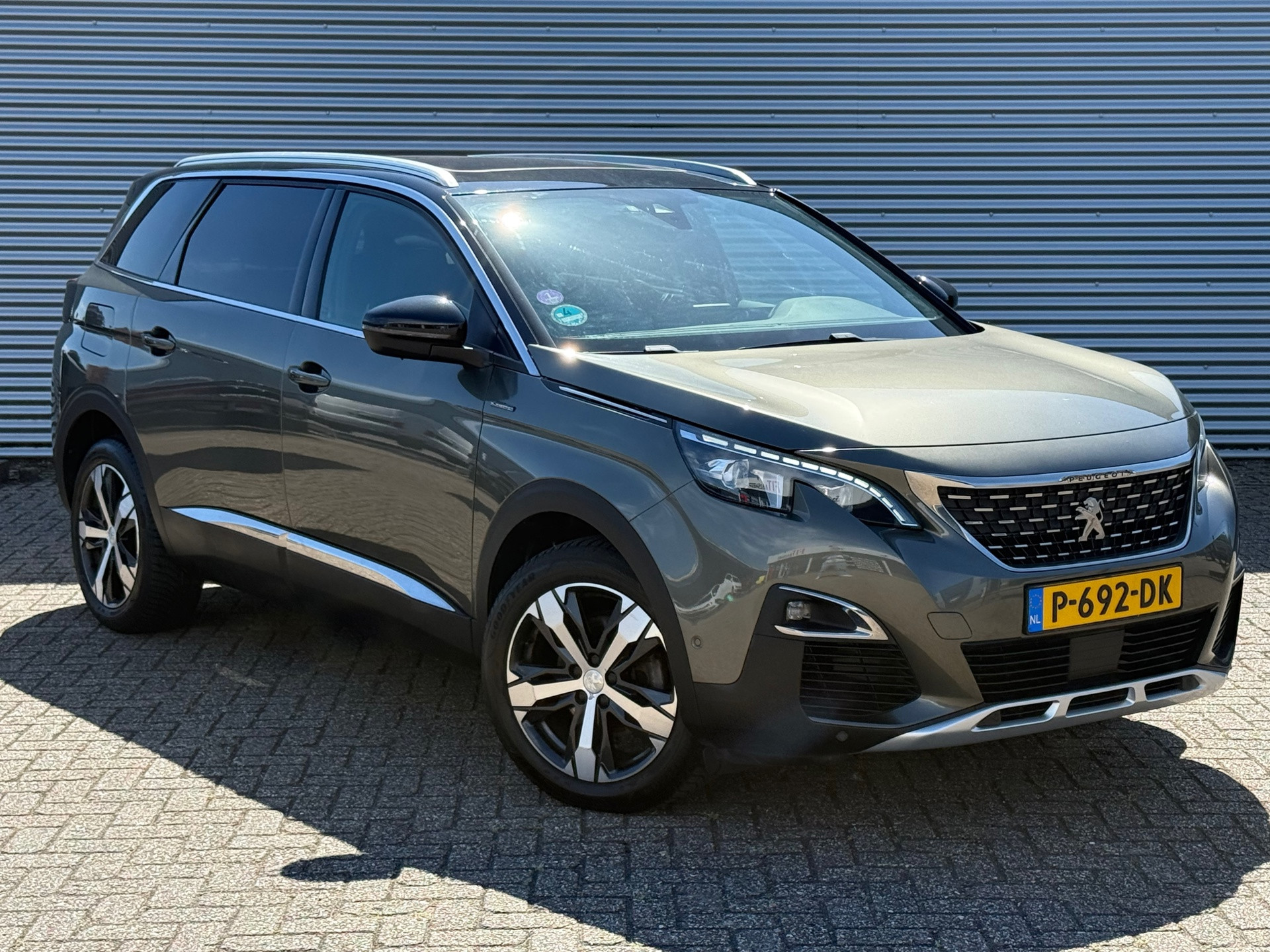 Foto van PEUGEOT 5008