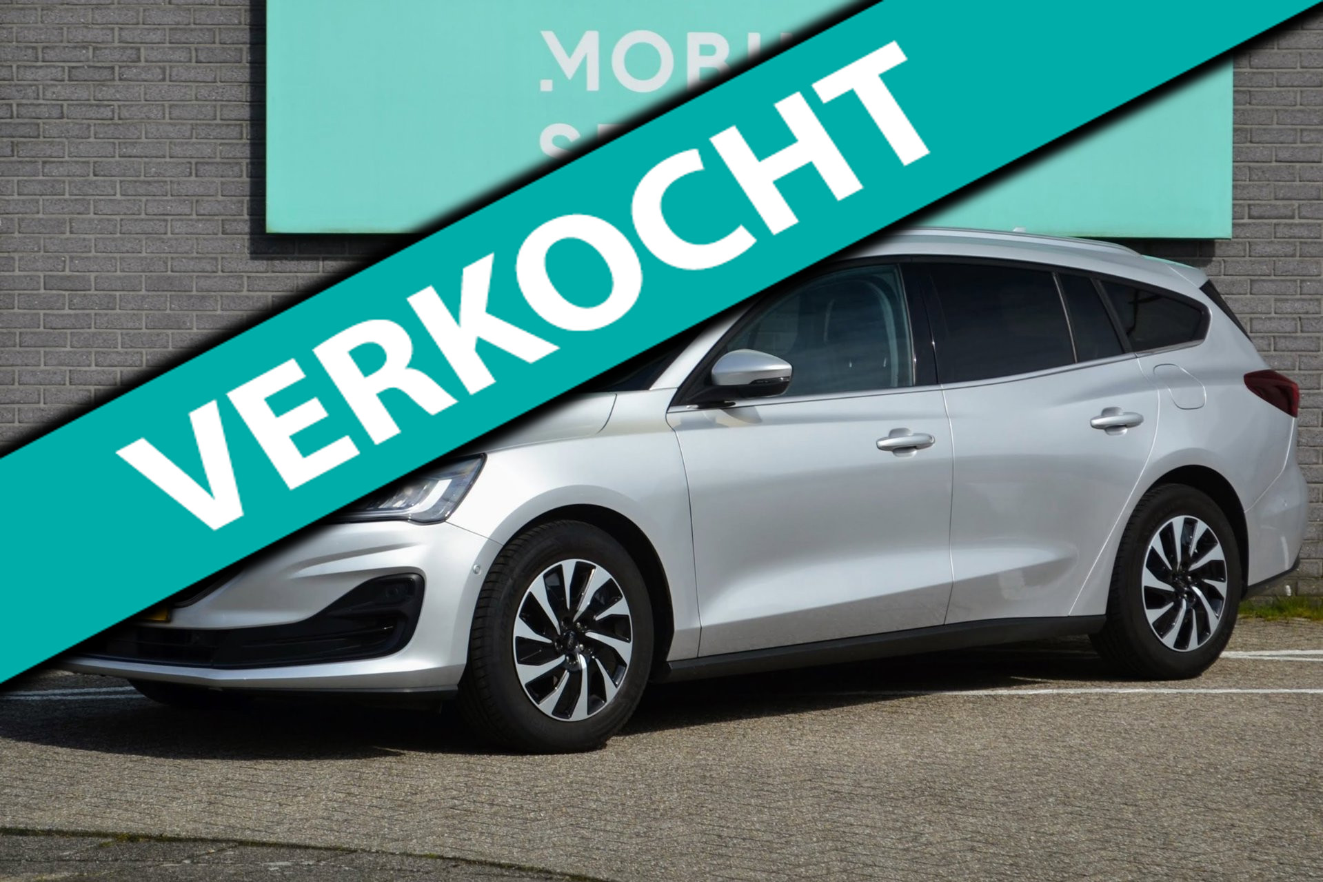 Ford Focus 1.0 EcoBoost Hybrid Titanium Style CarPlay LED Clima 2022 - voorkant