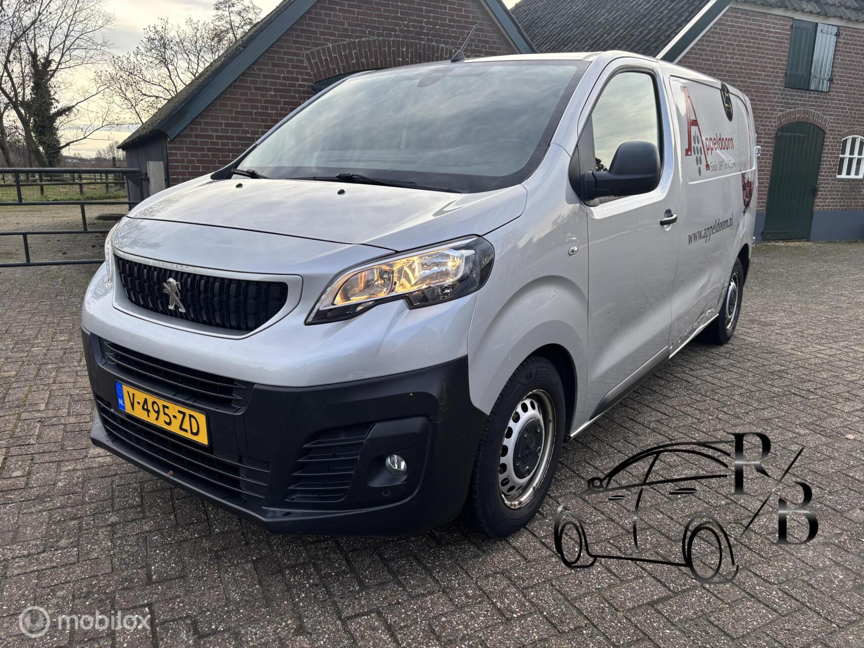 Foto van PEUGEOT EXPERT