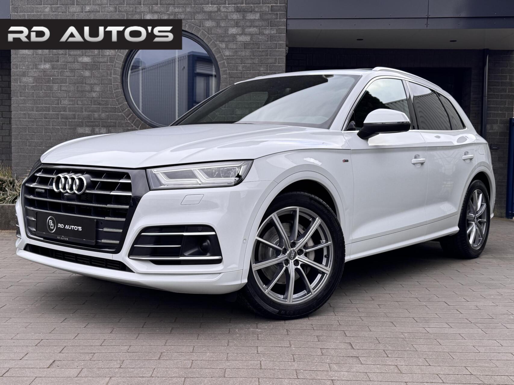 Audi Q5 55 TFSI E 55 TFSI e quattro Competition S-Line Pano 360° B&O Hud Sfeerverlichting 2020 - voorkant