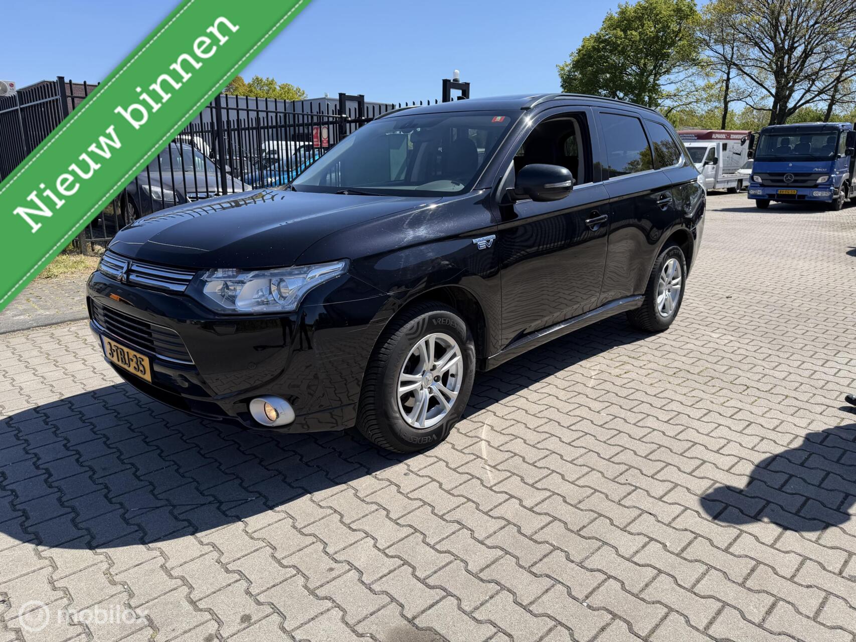 Foto van MITSUBISHI MITSUBISHI OUTLANDER