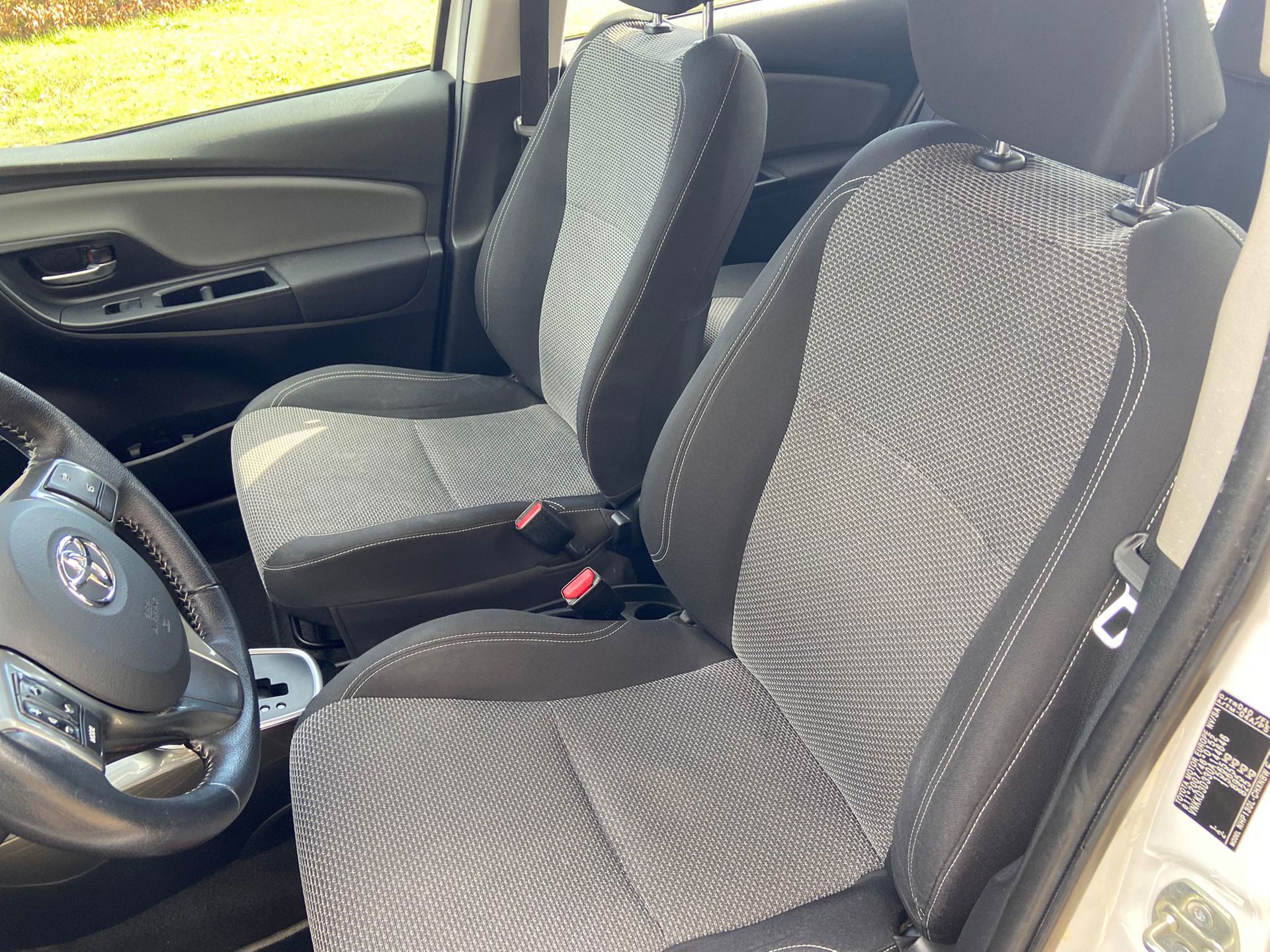 Foto van Toyota Toyota Yaris Hybrid