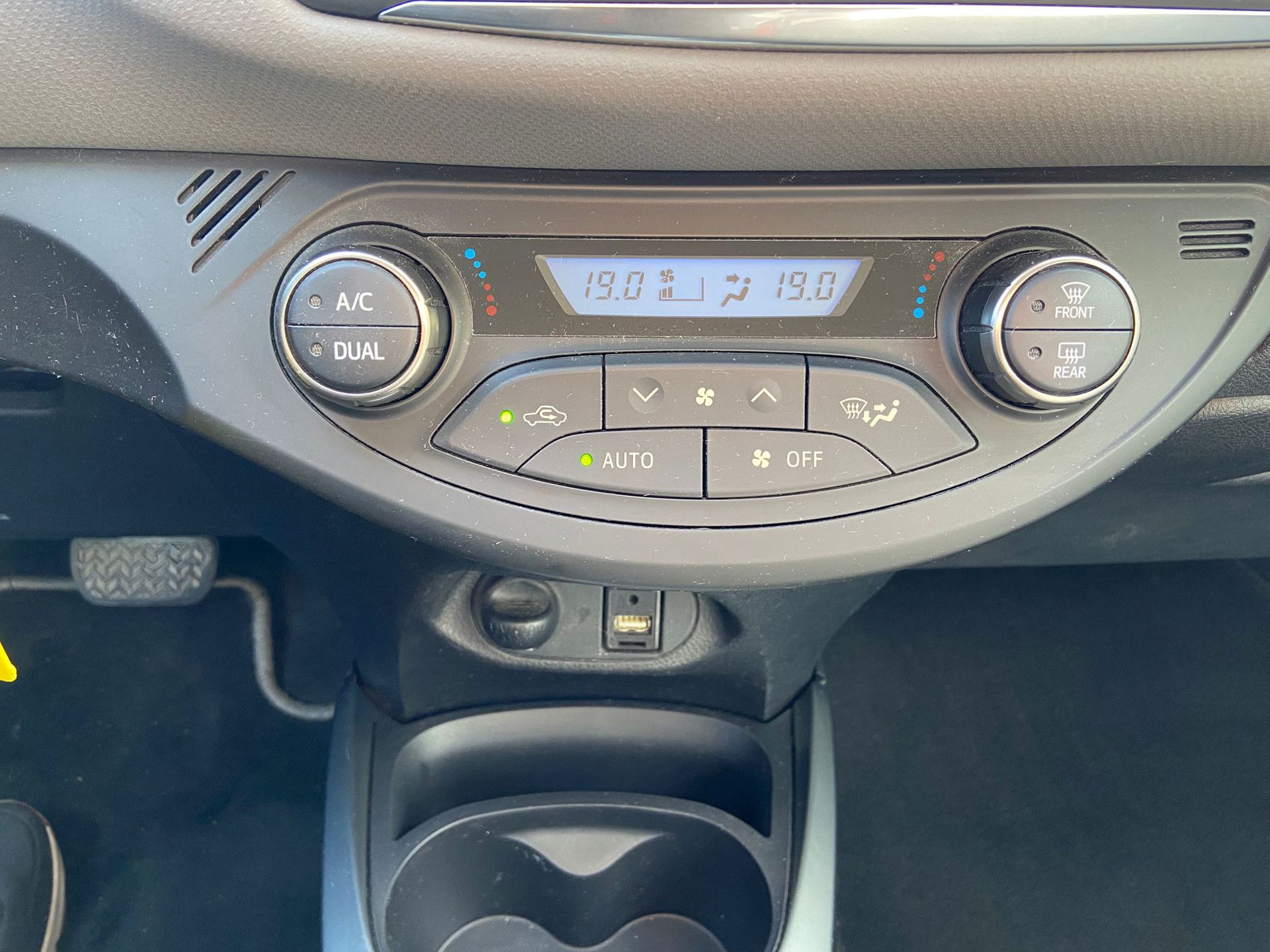 Foto van Toyota Toyota Yaris Hybrid