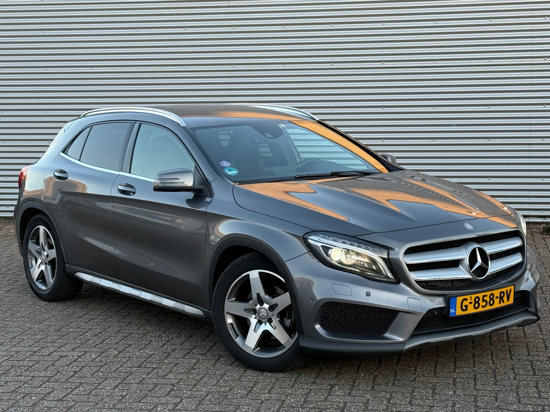 Foto van MERCEDES-BENZ GLA 250 4MATIC