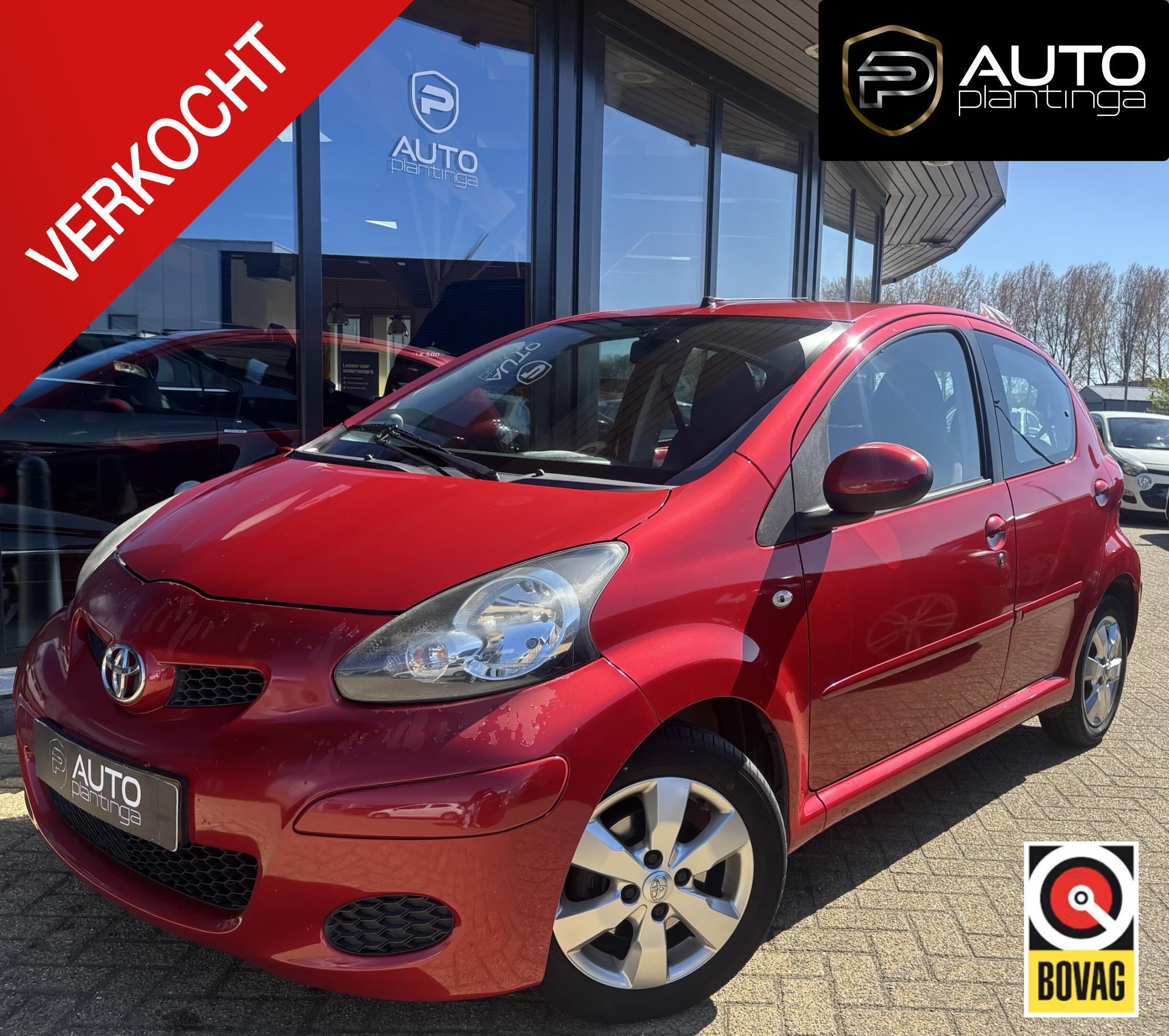 Toyota Toyota Aygo 1.0-12V Aspiration Red 2010 - voorkant