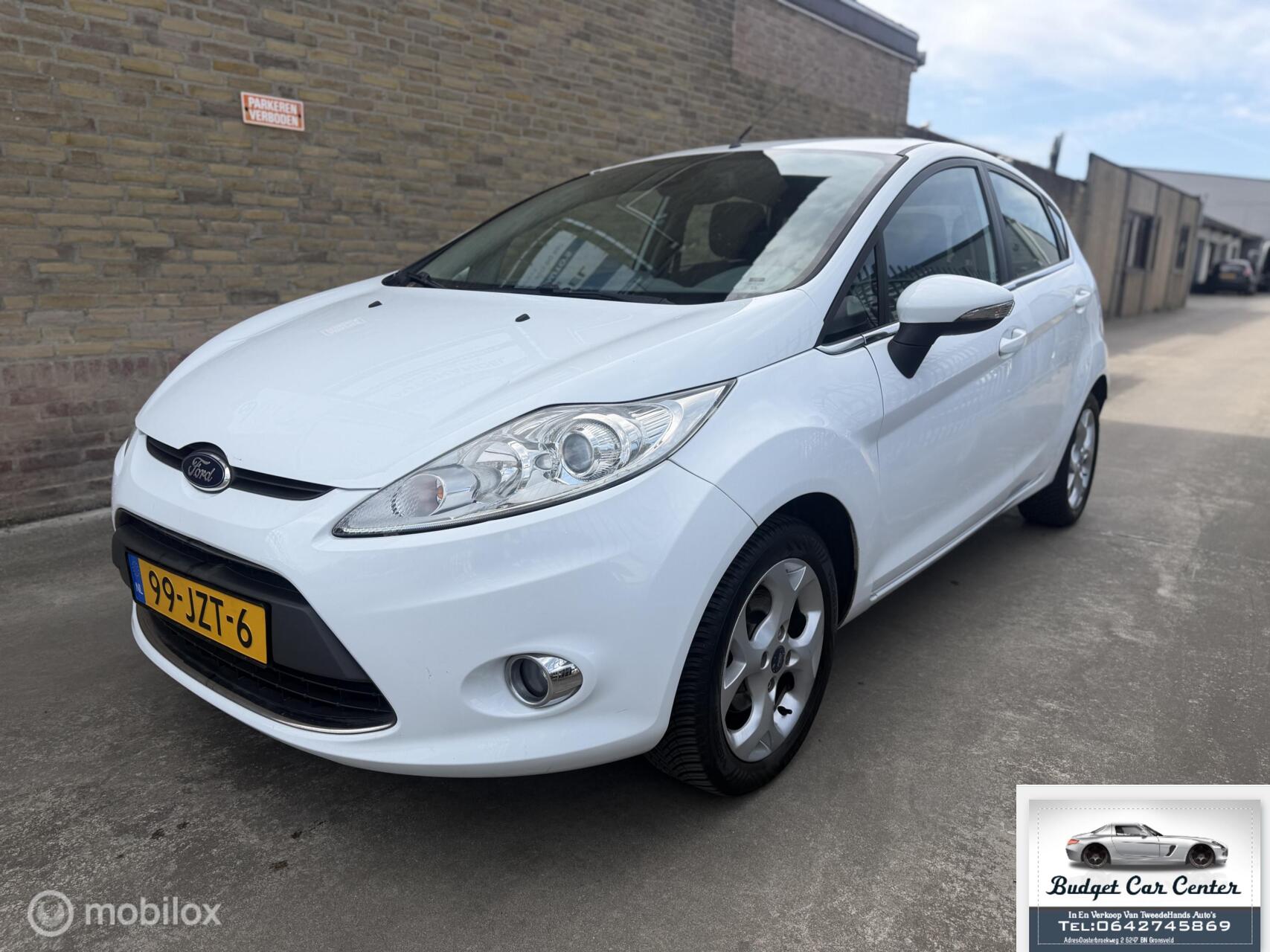 Ford Fiesta 1.25 Titanium AIRCO  NIeuwe APk 2009 - voorkant