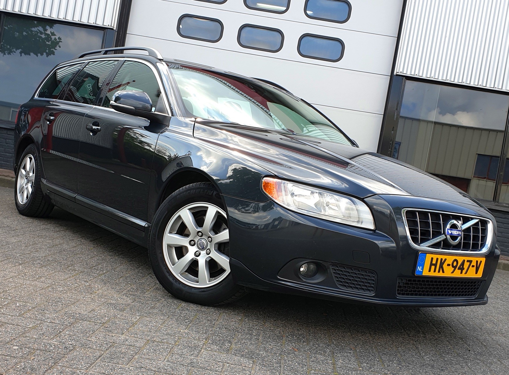 Volvo V70 1.6 DRIVe Momentum Nov 2011 *Dealeronderh+NAP*! 2011 - voorkant
