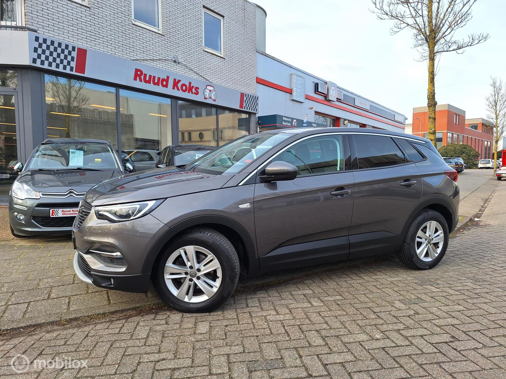 Foto van OPEL GRANDLAND X