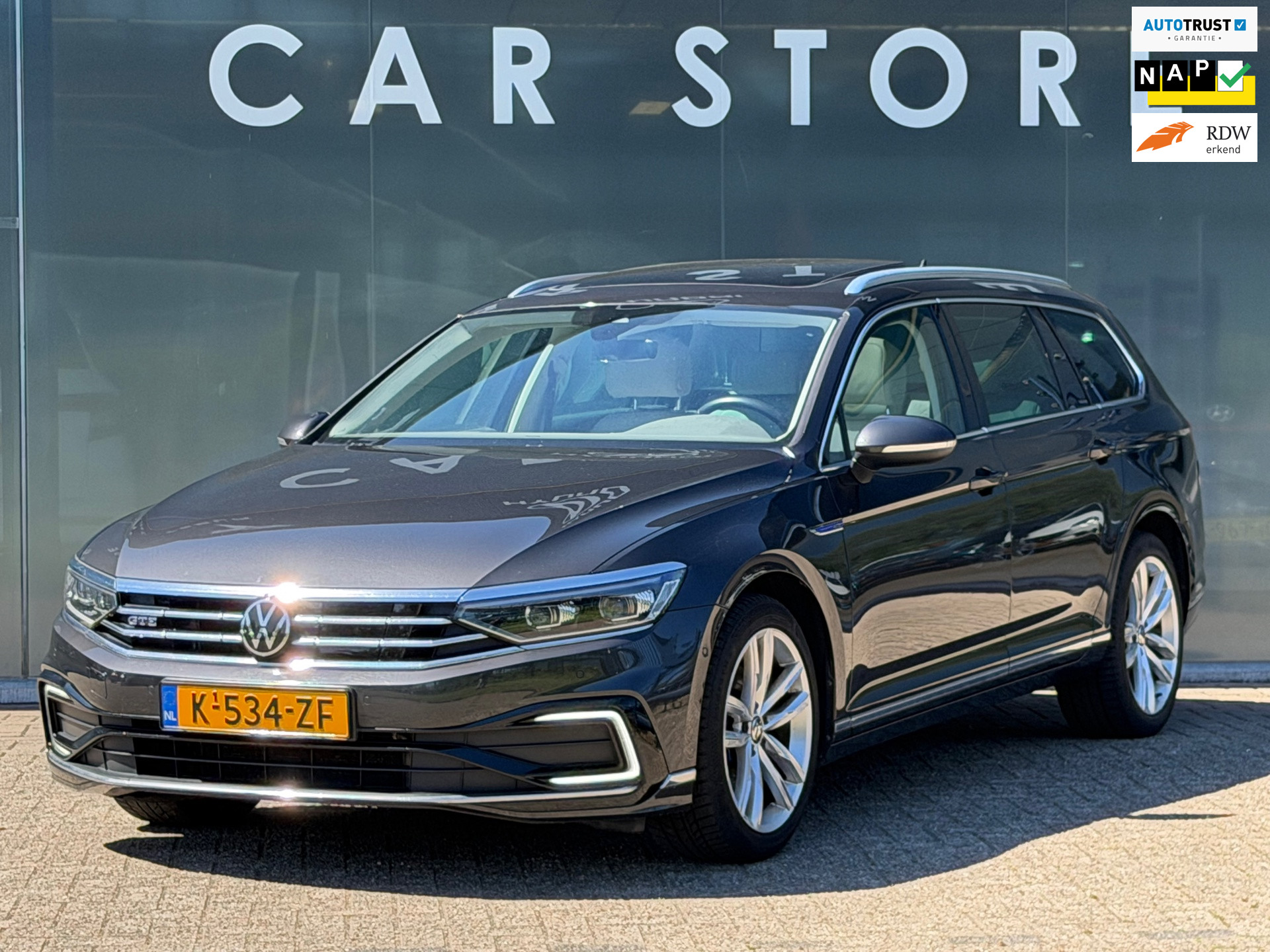 Foto van VOLKSWAGEN PASSAT