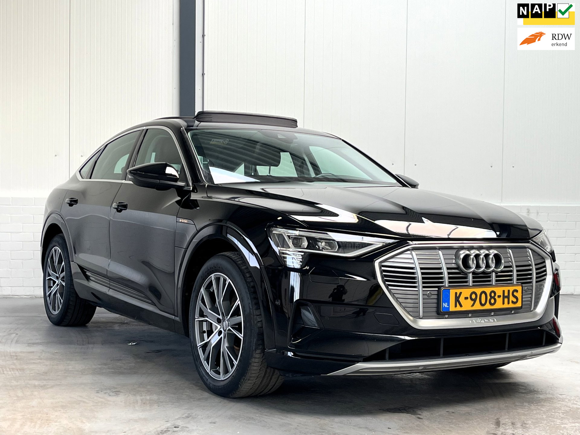 Audi E-tron Sportback 50 50 quattro  edition Plus 71 kWh SoH 100%|Pano|Luchtvering|Camera|1e Eigenaar 2020 - voorkant