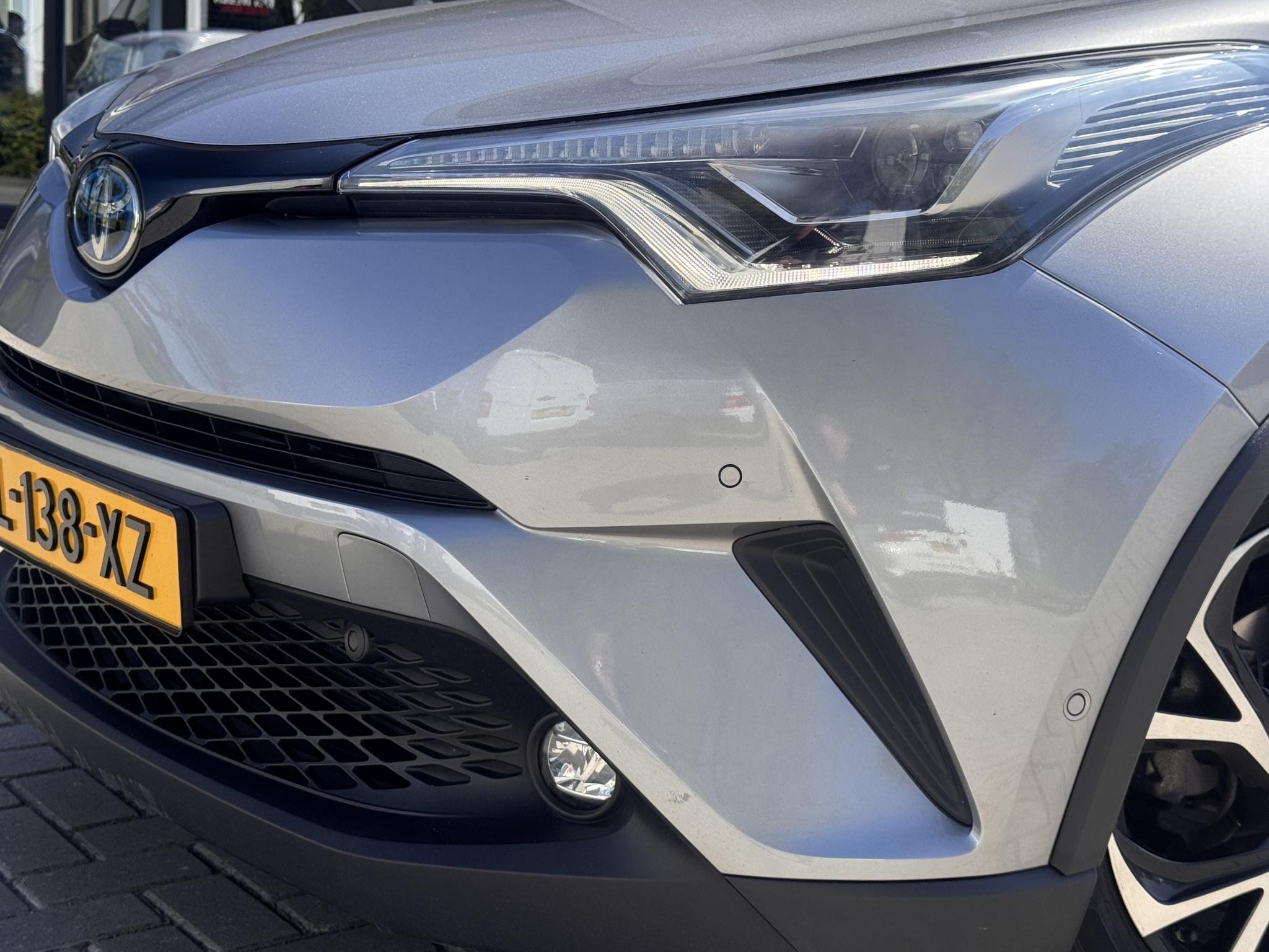 Foto van Toyota Toyota C-hr