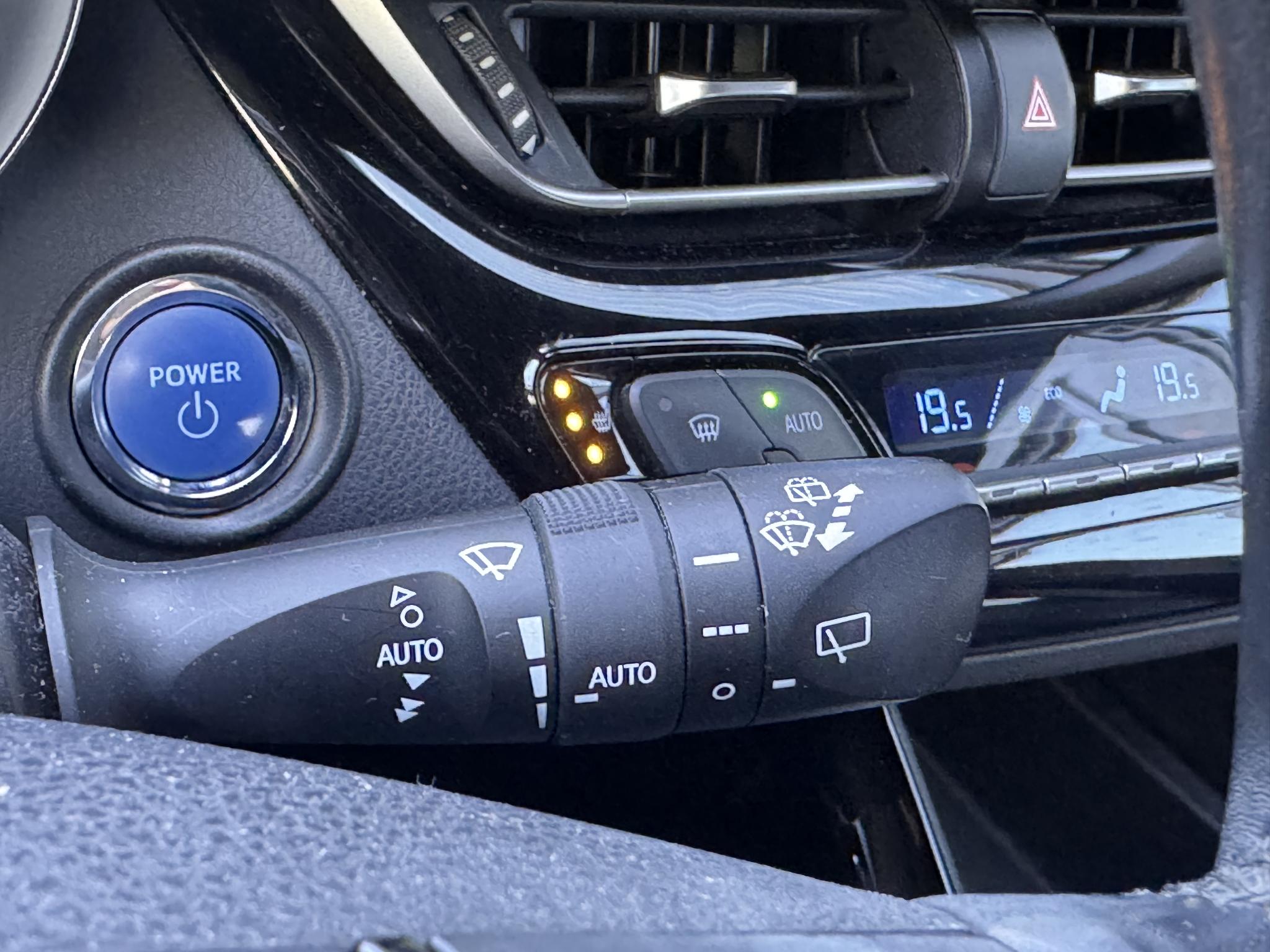Foto van Toyota Toyota C-hr