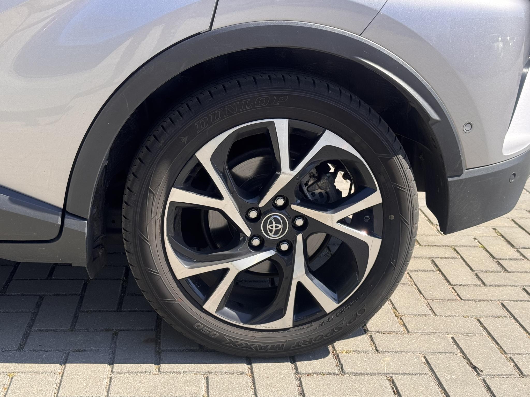 Foto van Toyota Toyota C-hr