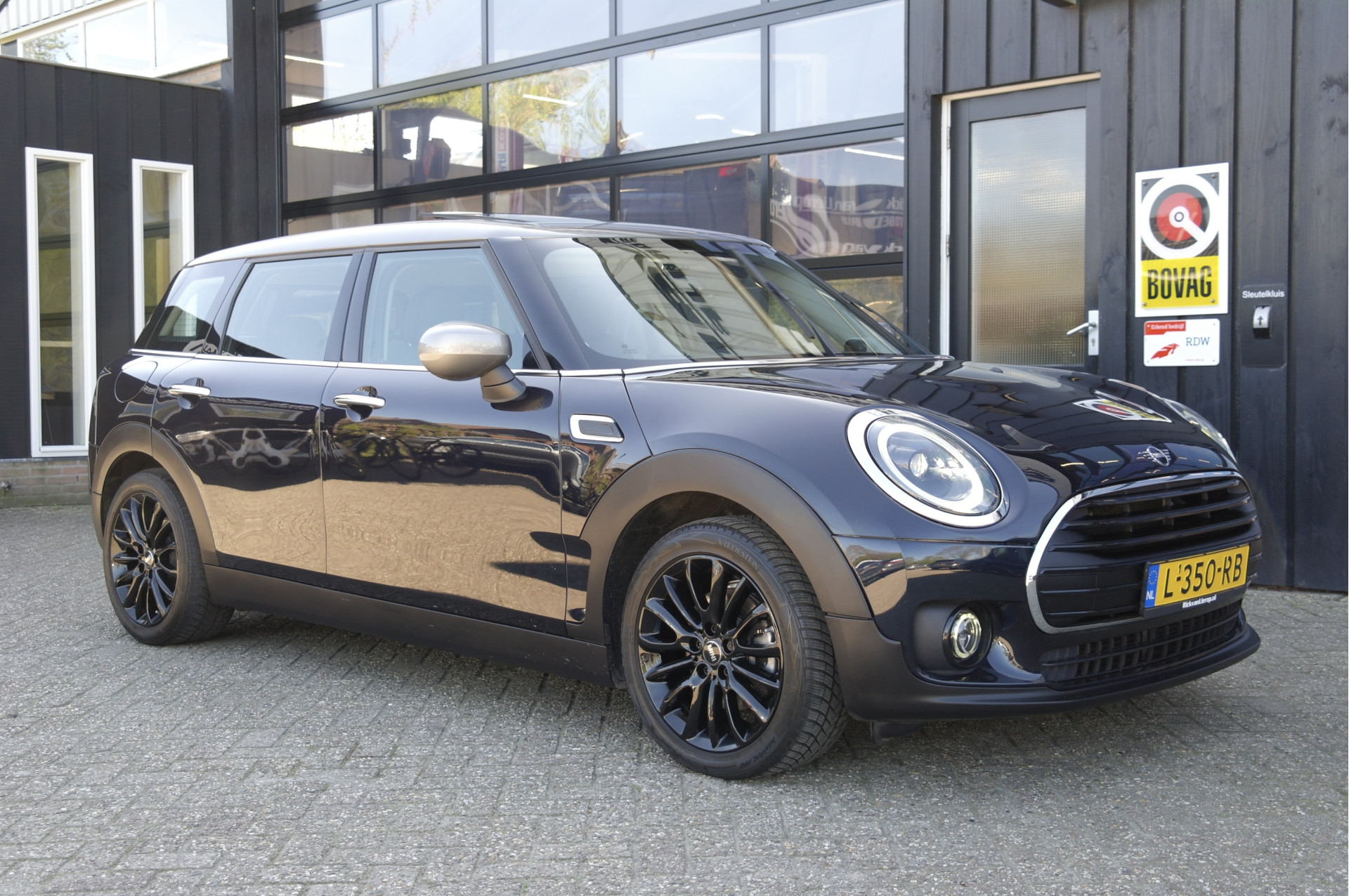 Foto van MINI CLUBMAN COOPER