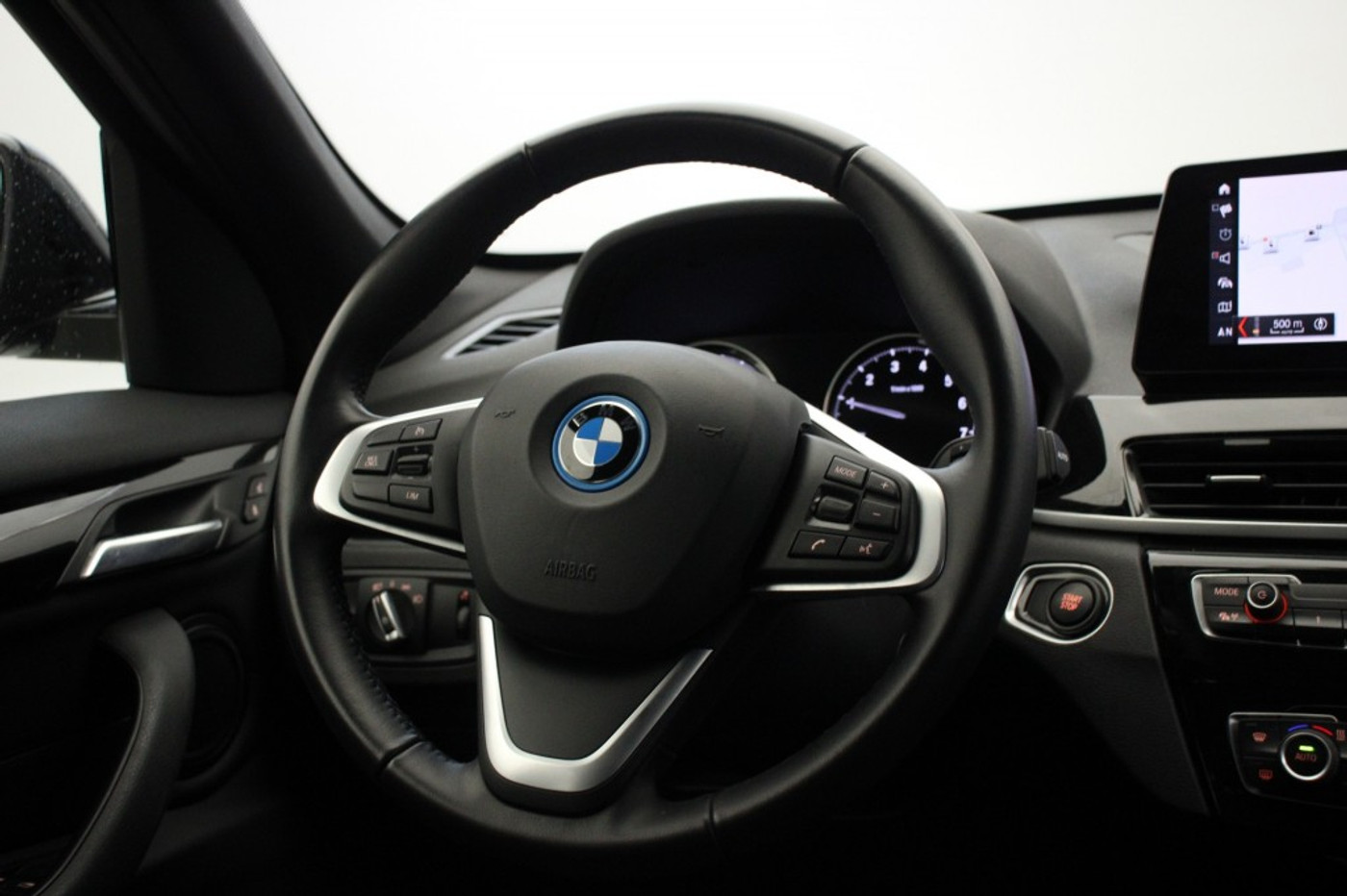 Foto van BMW X1 Xdrive25e