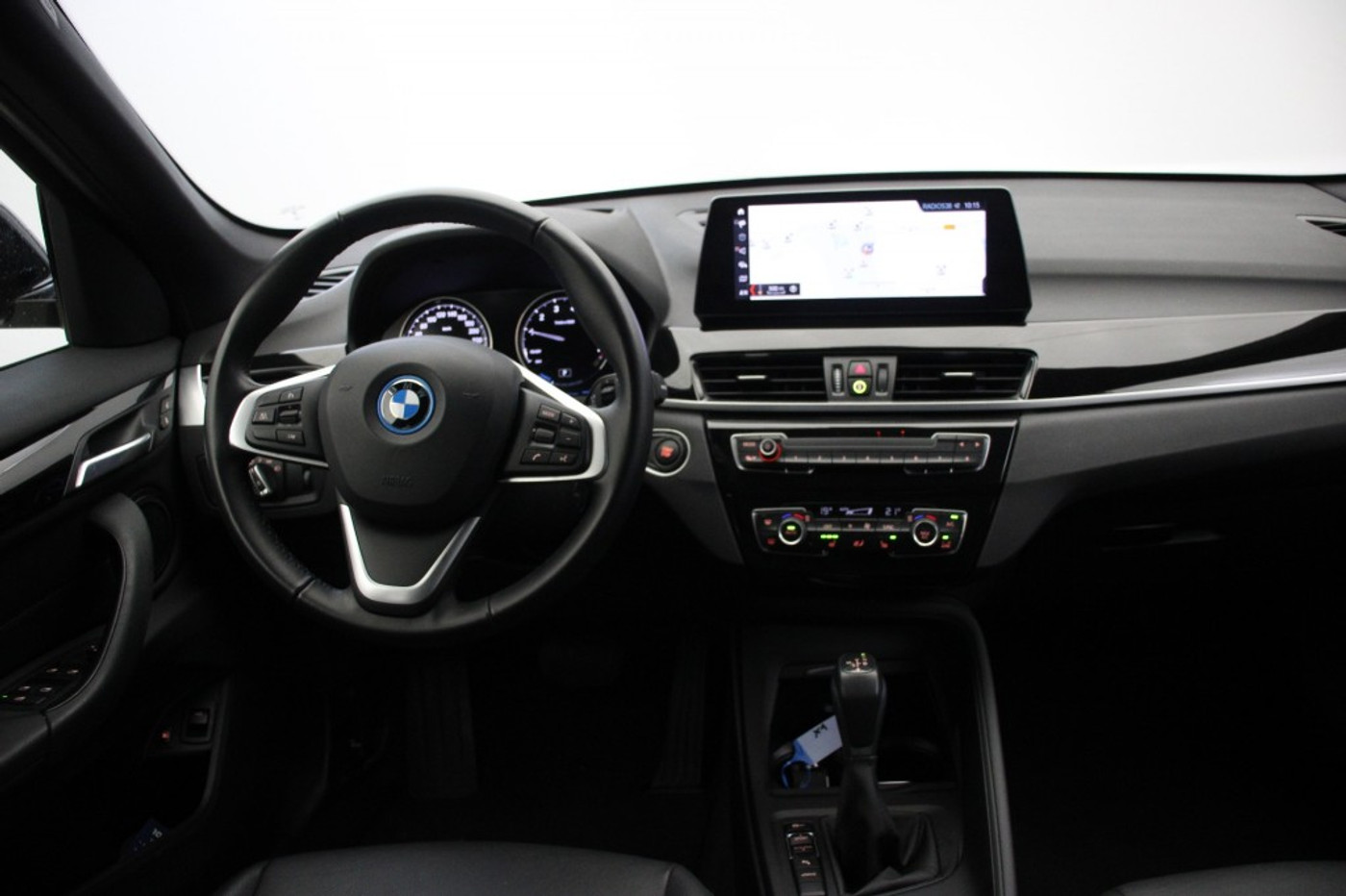 Foto van BMW X1 Xdrive25e