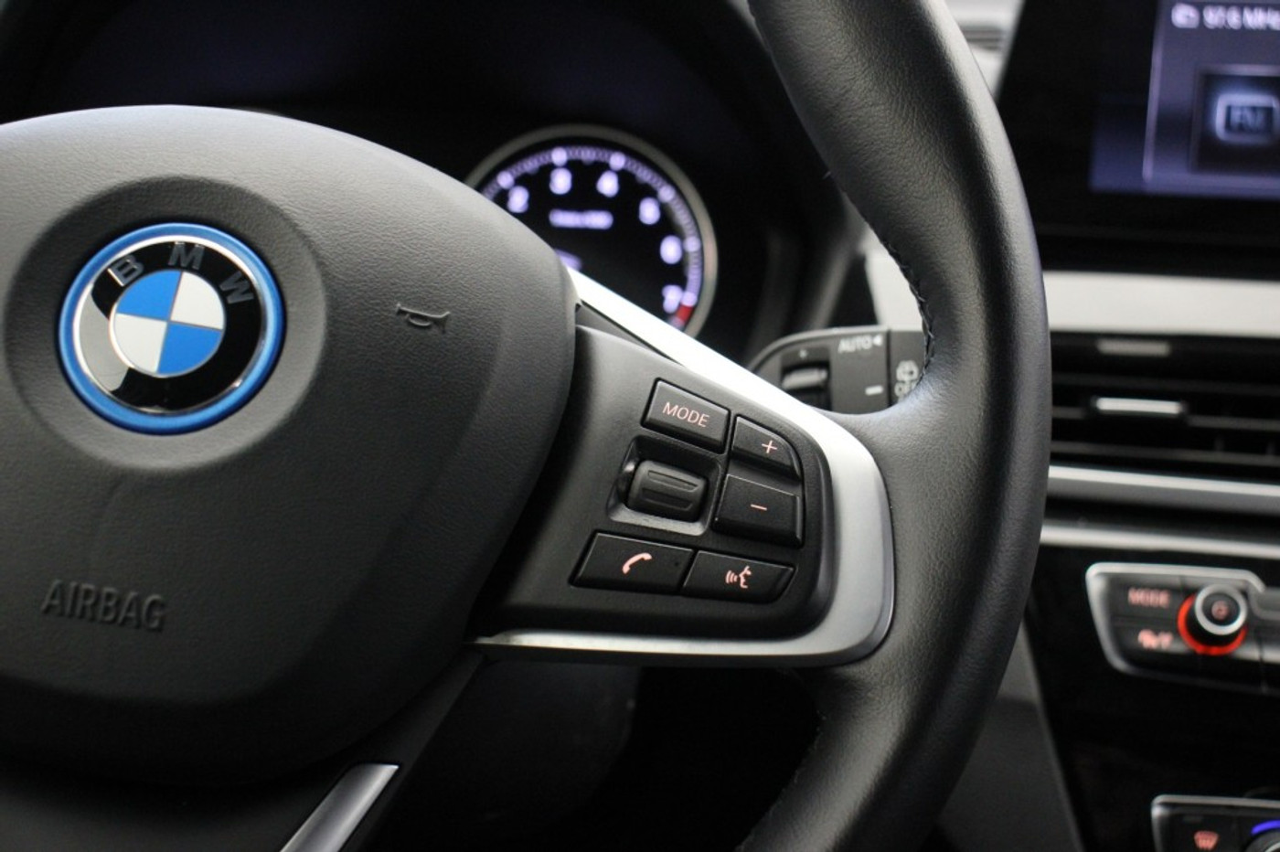 Foto van BMW X1 Xdrive25e