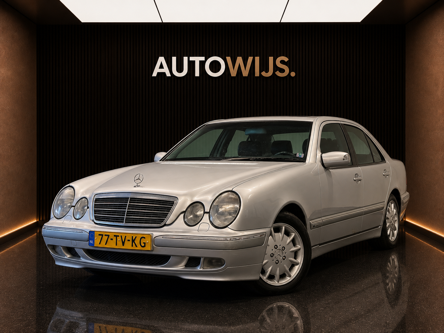 Mercedes-Benz E 220 CDI 220 CDI Avantgarde Select|TREKHAAK|PANO|APK 7-2026 2001 - voorkant