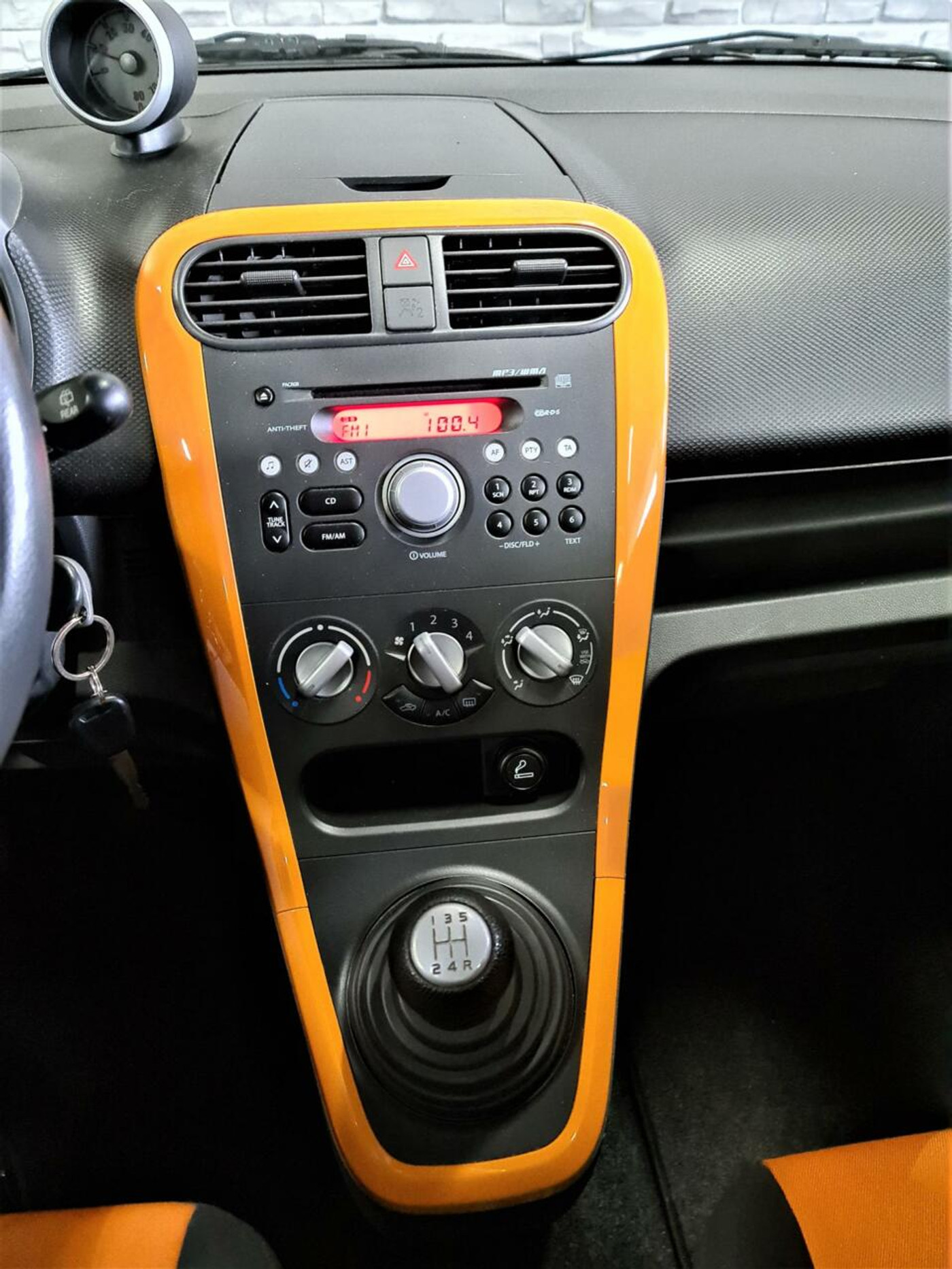 Foto van Opel Agila