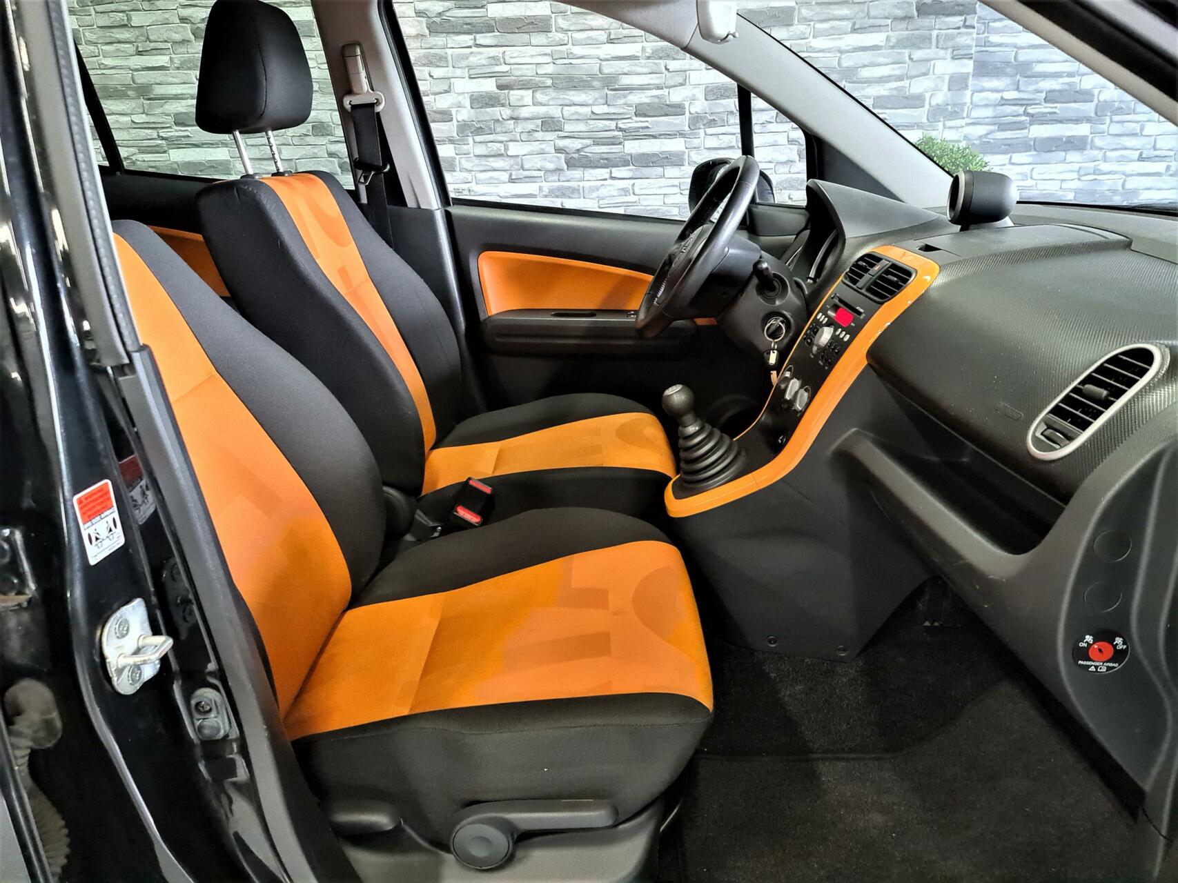 Foto van Opel Agila