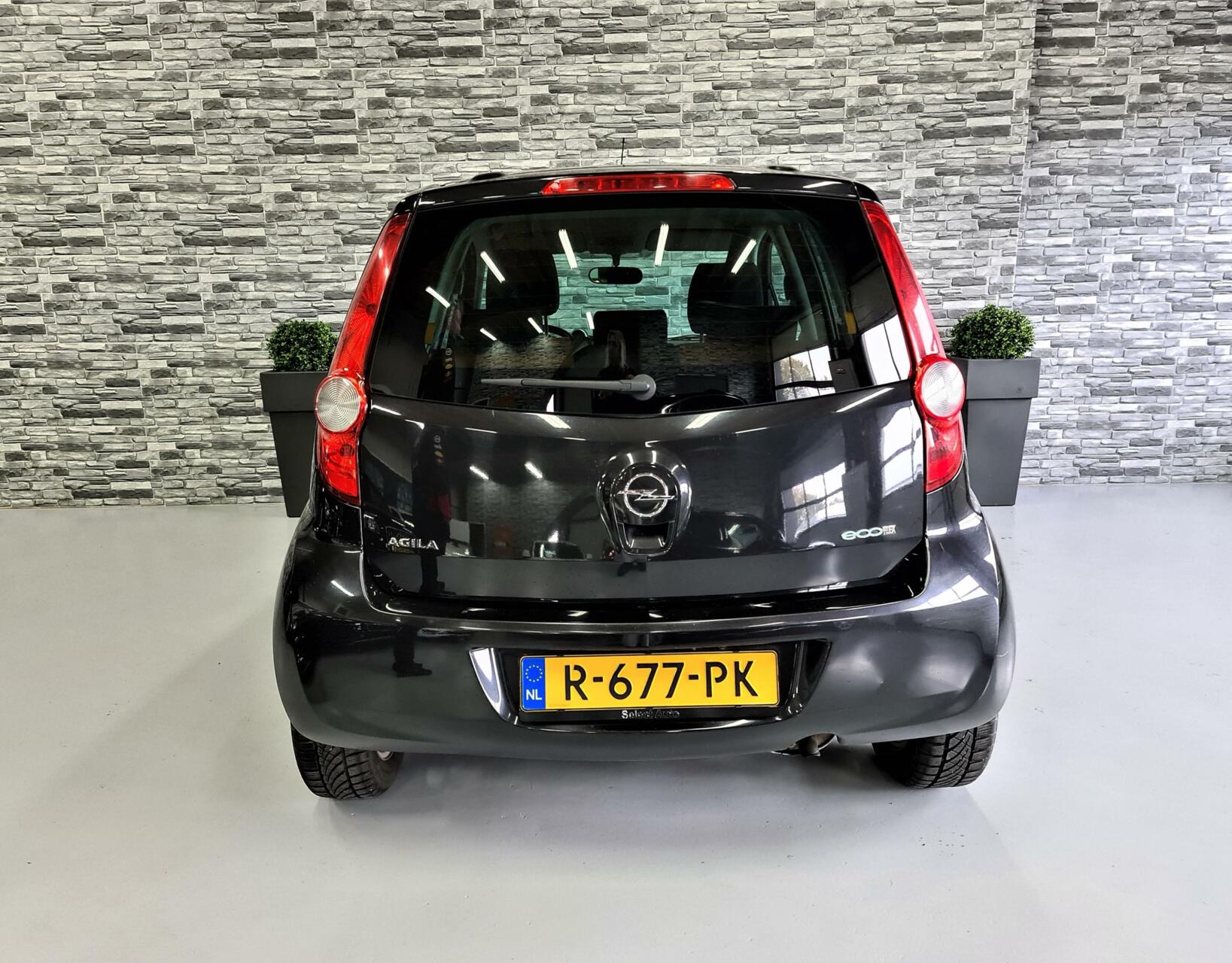 Foto van Opel Agila
