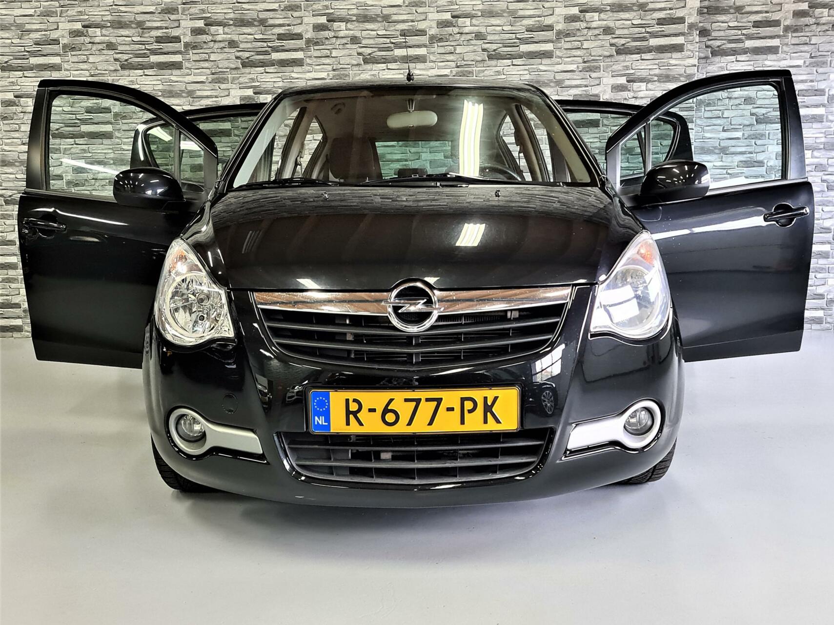 Foto van Opel Agila