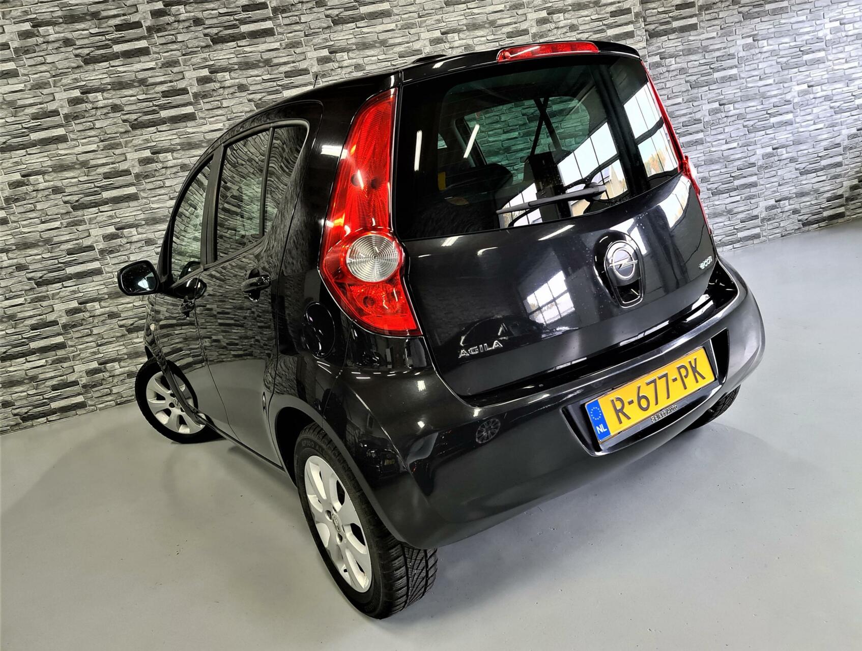 Foto van Opel Agila