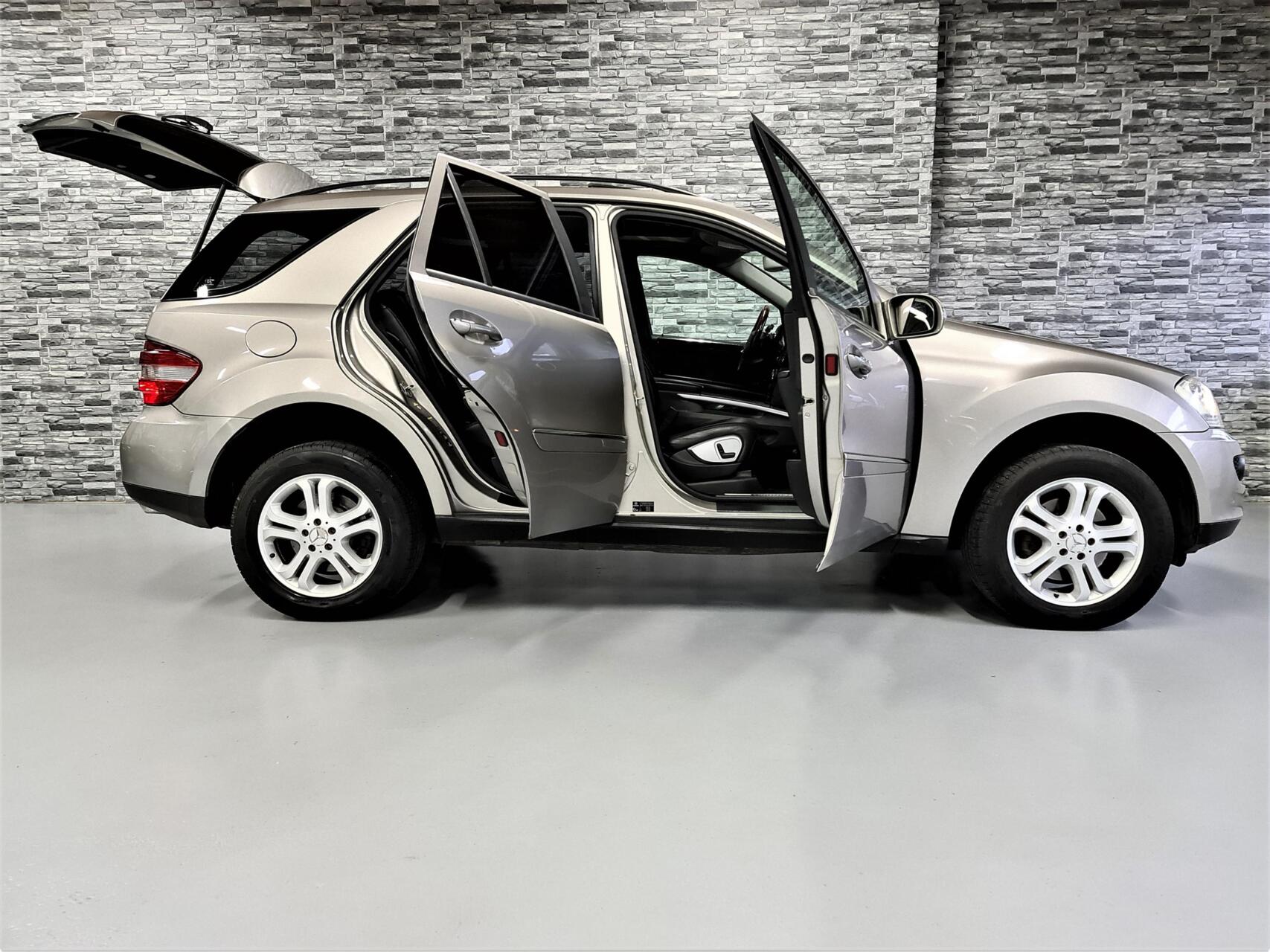 Mercedes-Benz ML 320 CDI 320 CDI 4MATIC *Schuifdak*Xenon*Leder*PDC! 2006 - voorkant