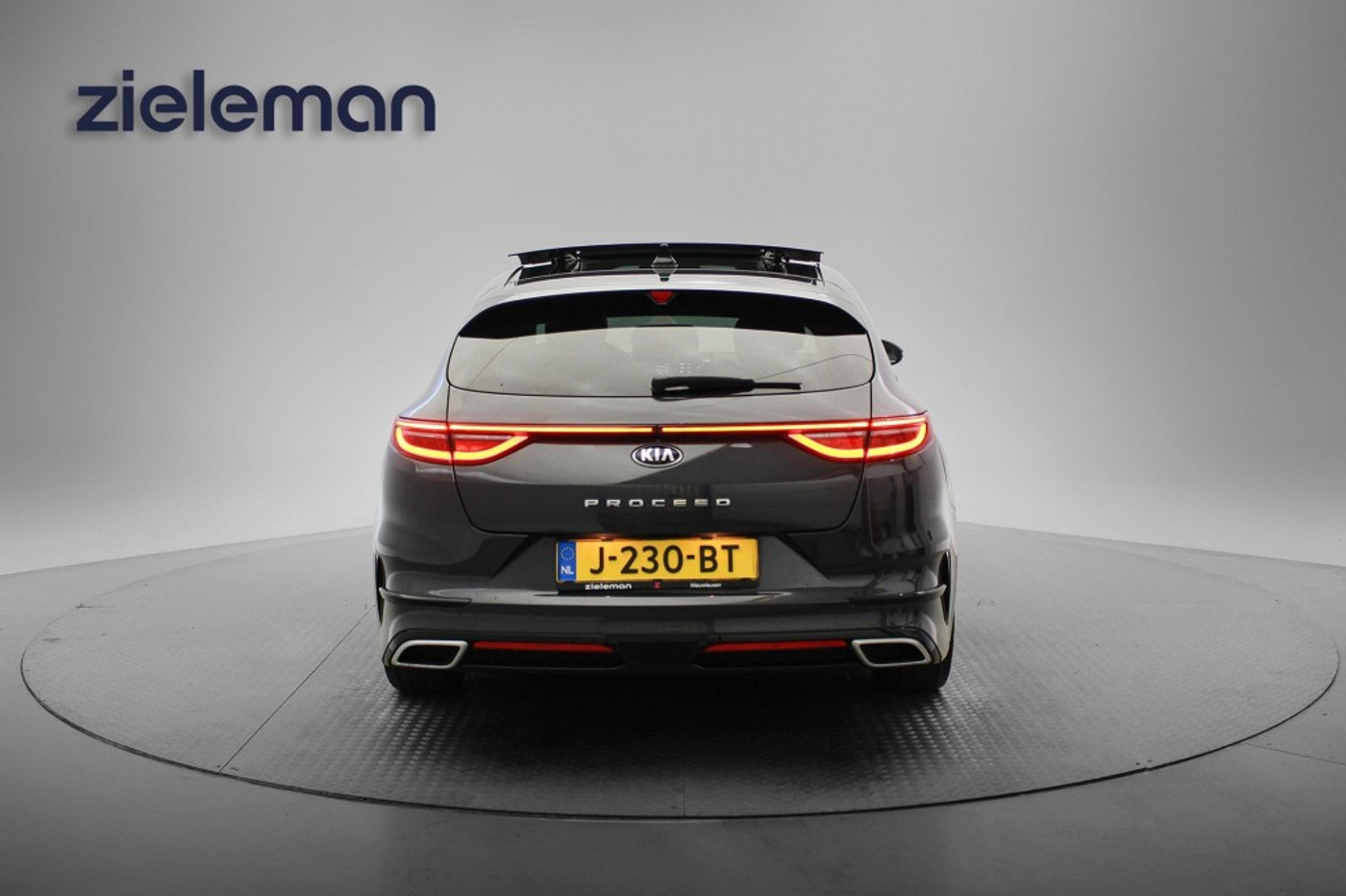 Foto van Kia Proceed