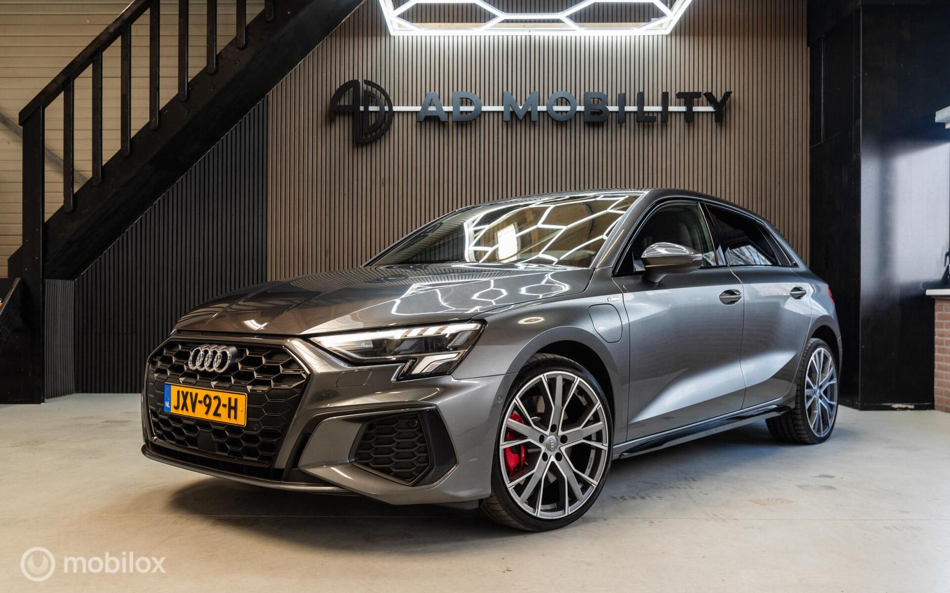 Audi A3 45 TFSIe 45 TFSI e S edition Competition HUD, ACC 2022 - voorkant